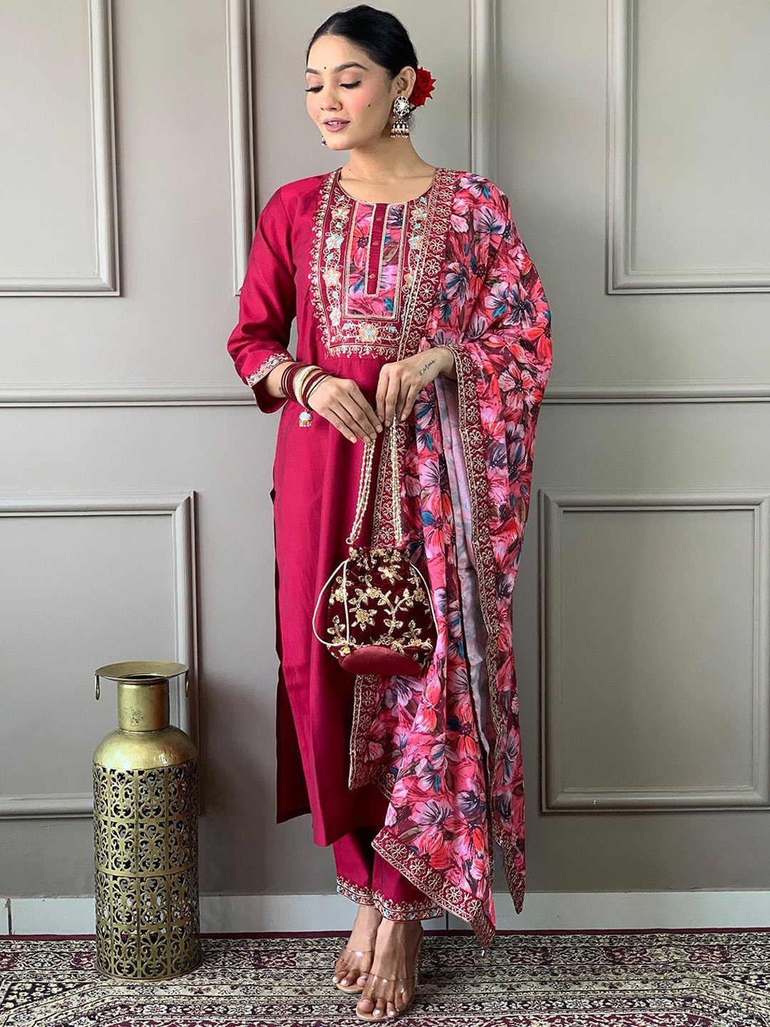 

Ishin Floral Printed Straight Kurta With Trousers & Dupatta, Maroon