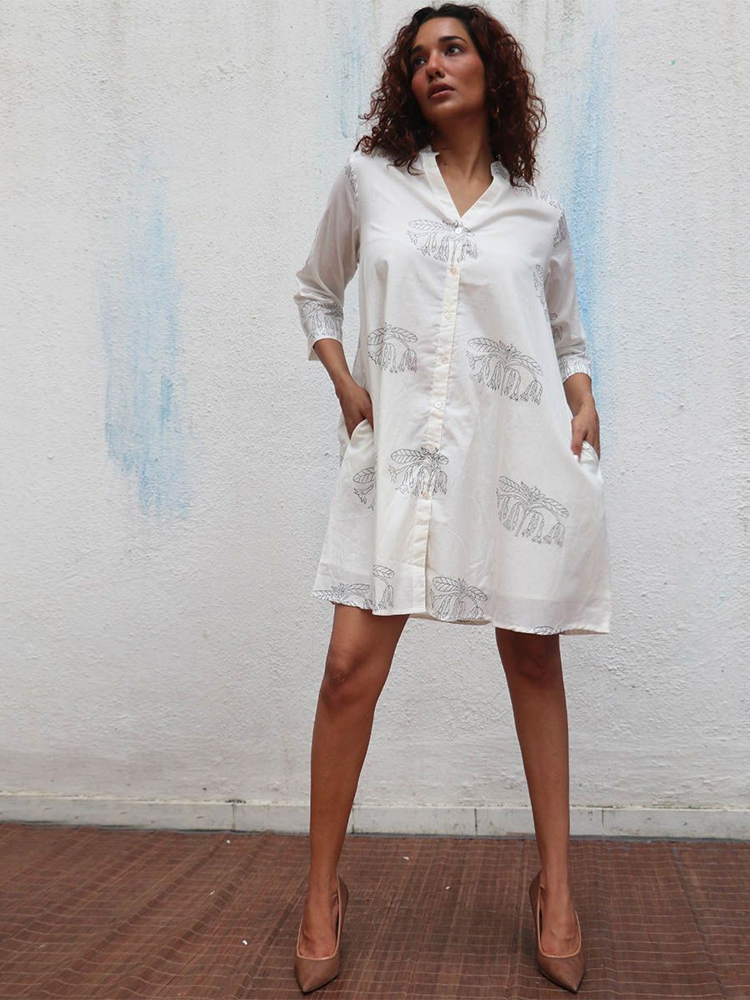 

Chidiyaa Floral Printed Cotton Shirt Dress, White