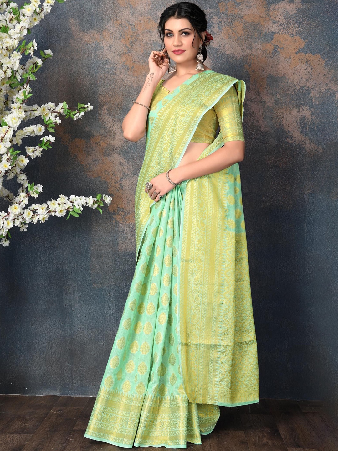 

Areca Designer Ethnic Motifs Zari Linen Blend Banarasi Saree, Green