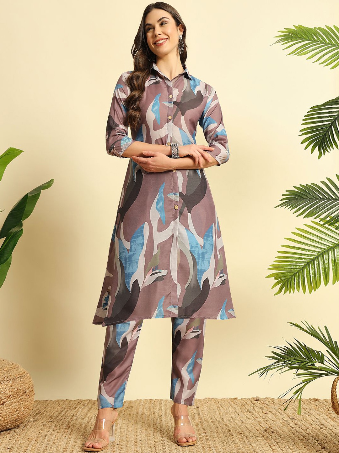 

MORLY Abstract Printed Shirt Collar A-Line Kurta with Trousers, Brown