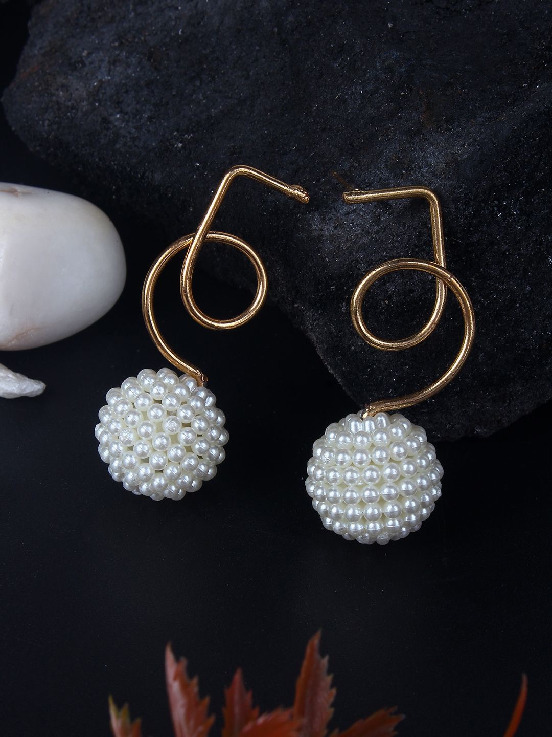 

KPOP Gold Plated Contemporary Drop Earrings
