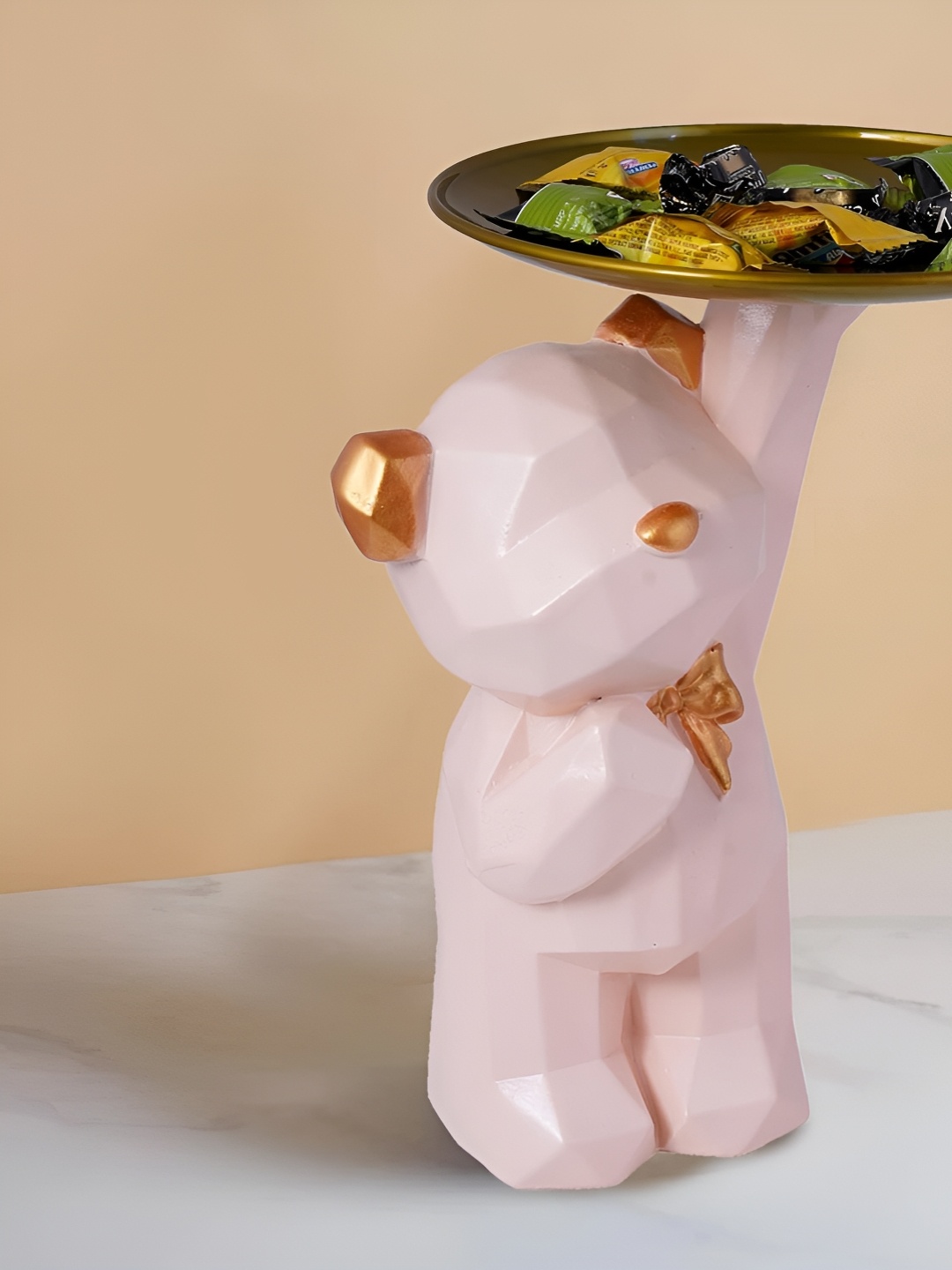 

Zart Pink Figurine Showpiece