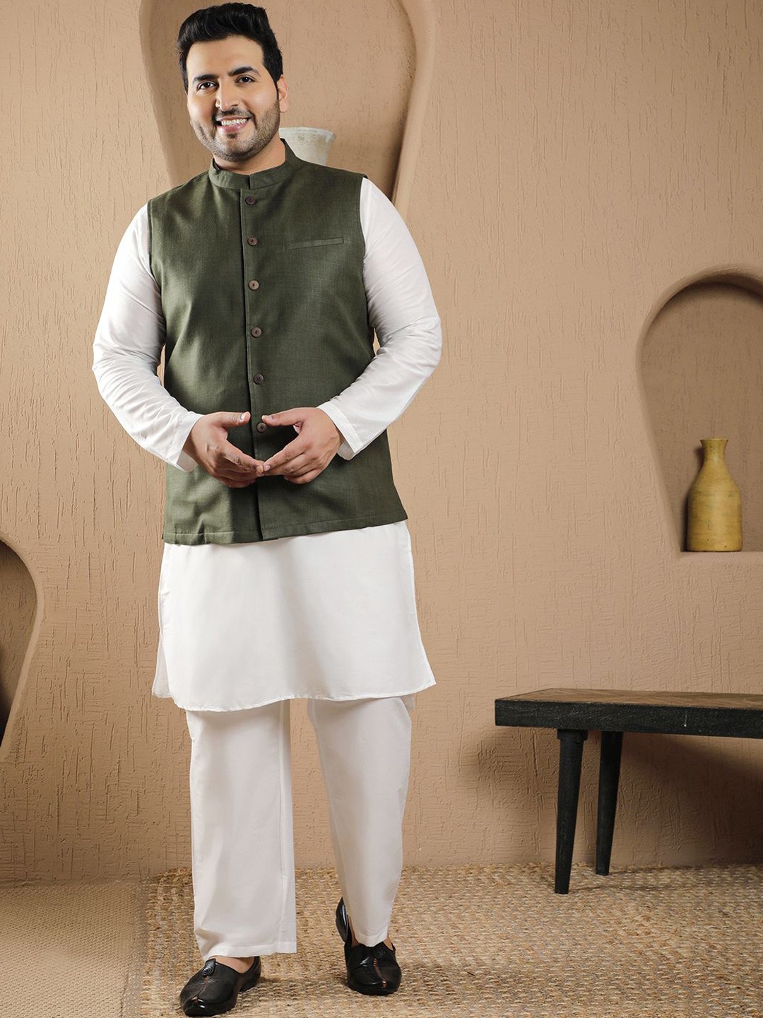 

Sztori Plus Size Mandarin Collar Cotton Silk Straight Kurta with Pyjamas & Nehru Jacket, Green
