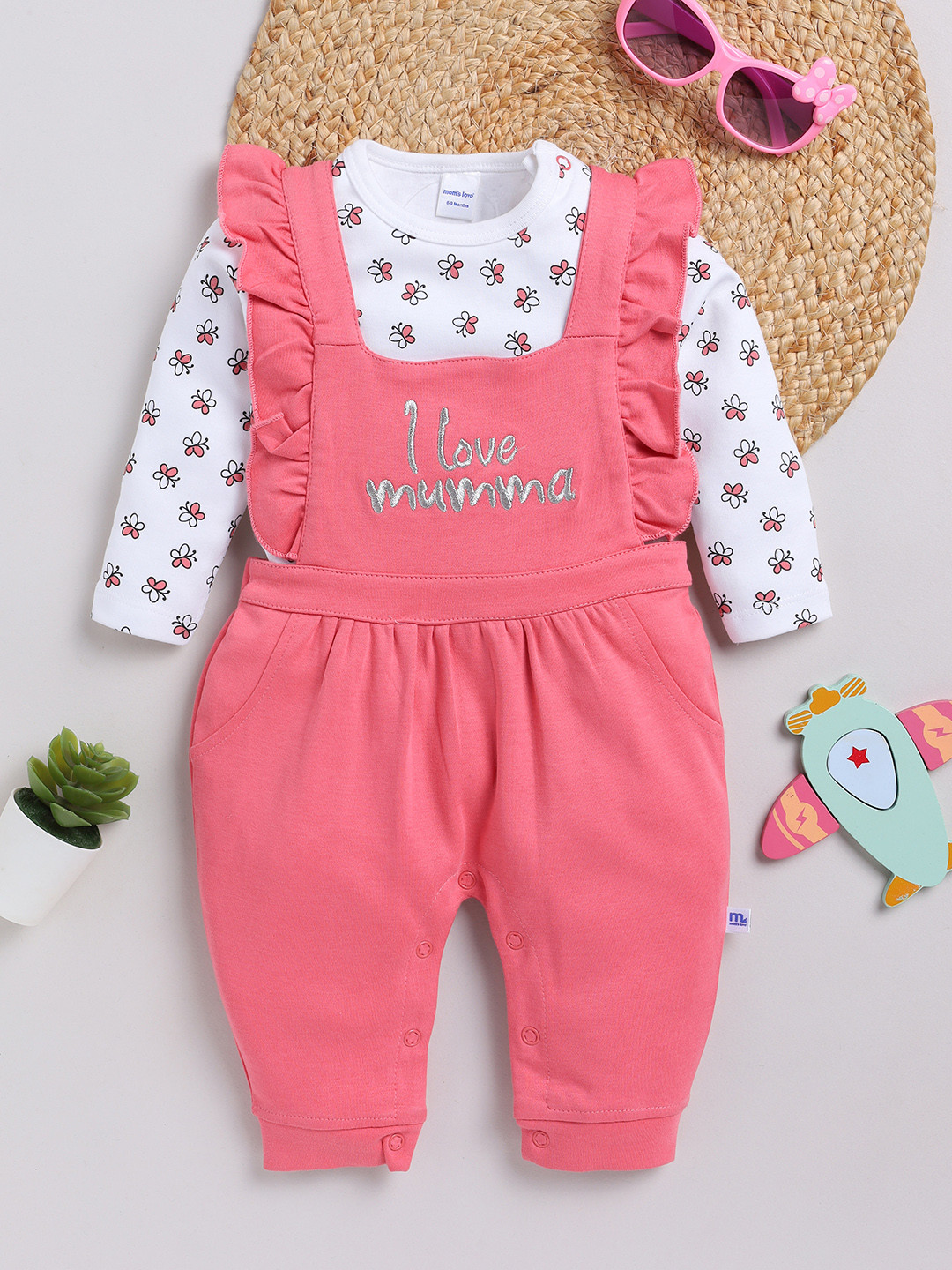 

Moms Love Infants Girls Cotton Ruffled Dungarees with T-shirt, Pink