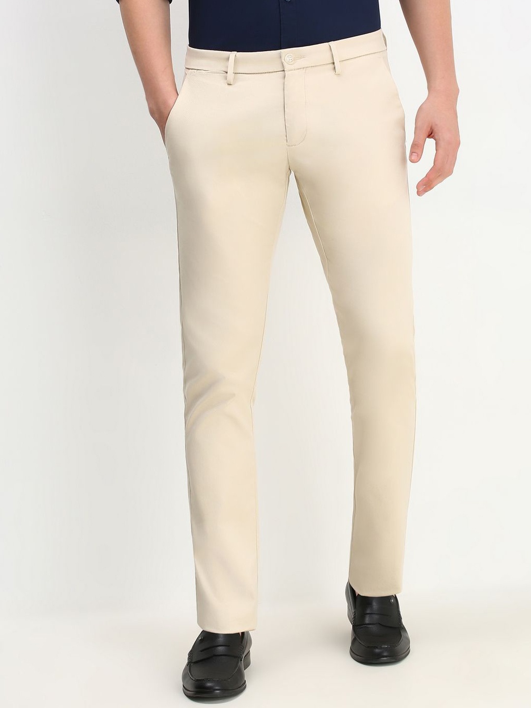 

Allen Solly Men Solid Cotton Slim Fit Regular Trousers, Cream