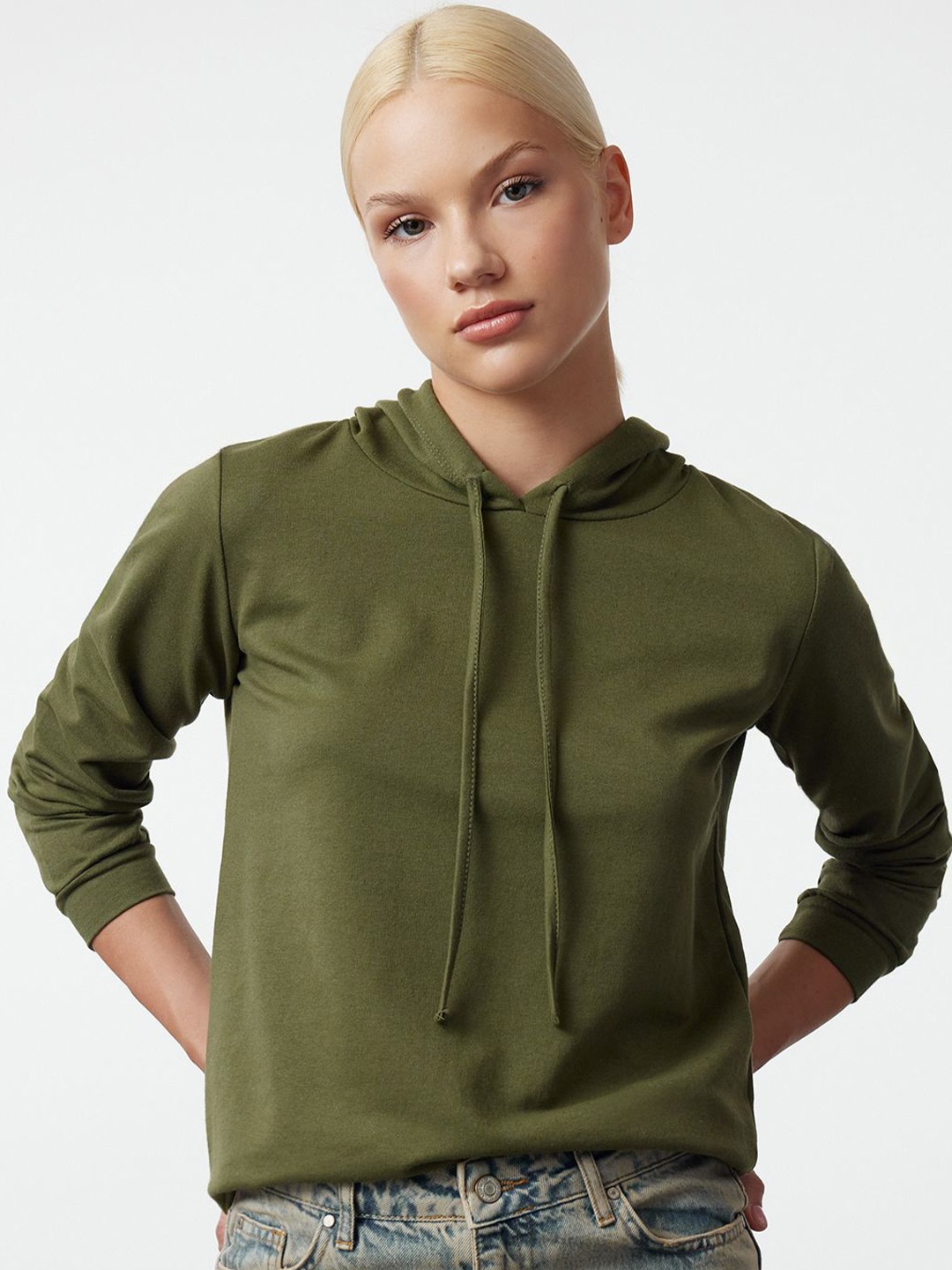 

Trendyol Women Sweatshirt, Na