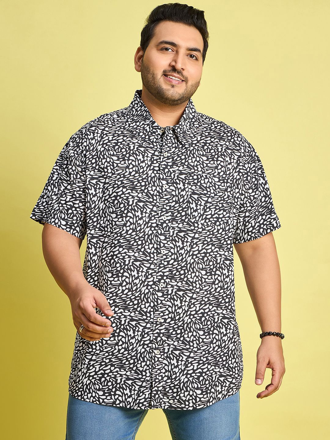 

bigbanana Men Opaque Printed Casual Shirt, Black