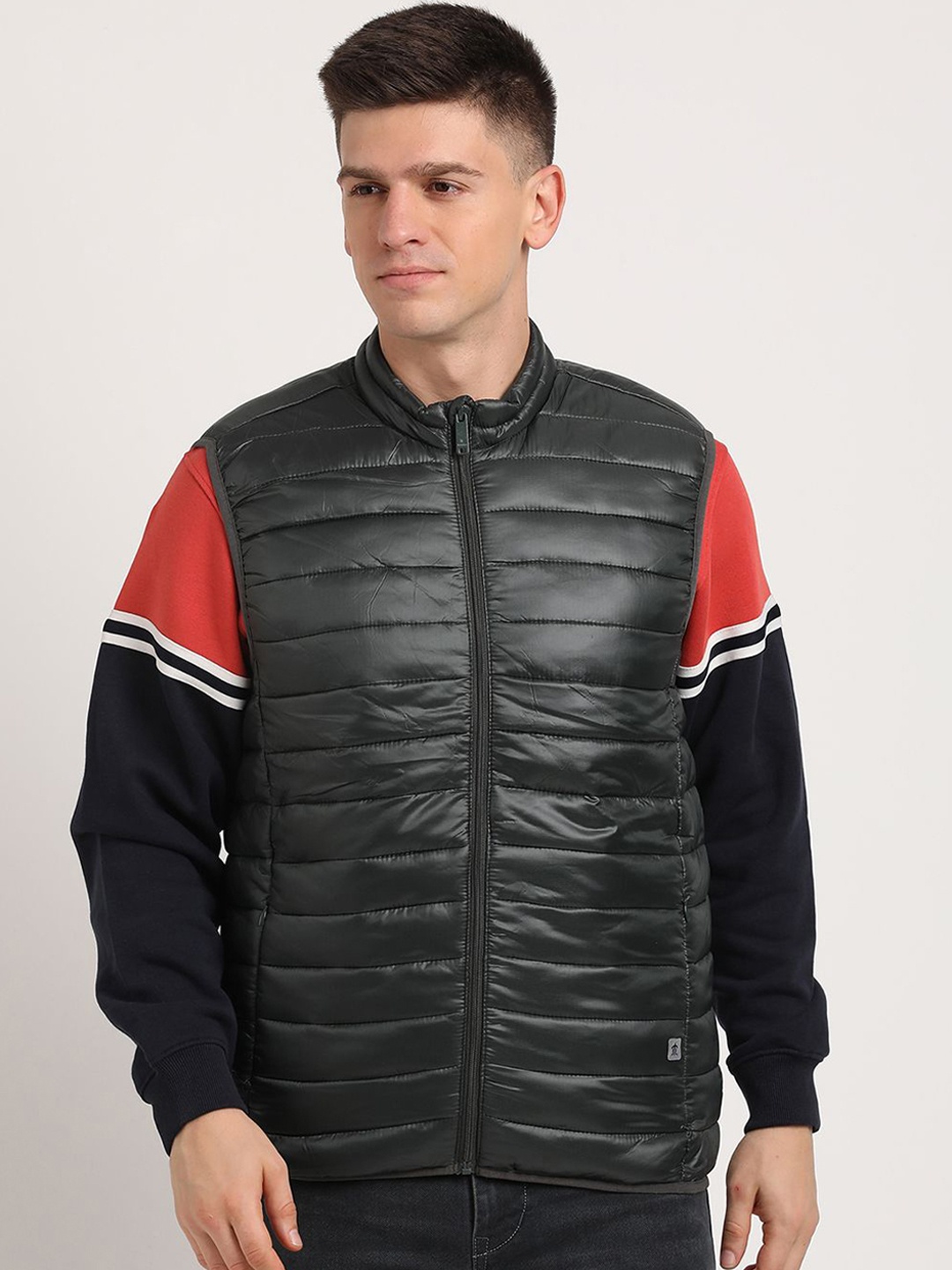 

Turtle Men Sleeveless Windcheater and Water Resistant Padded Jacket, Black