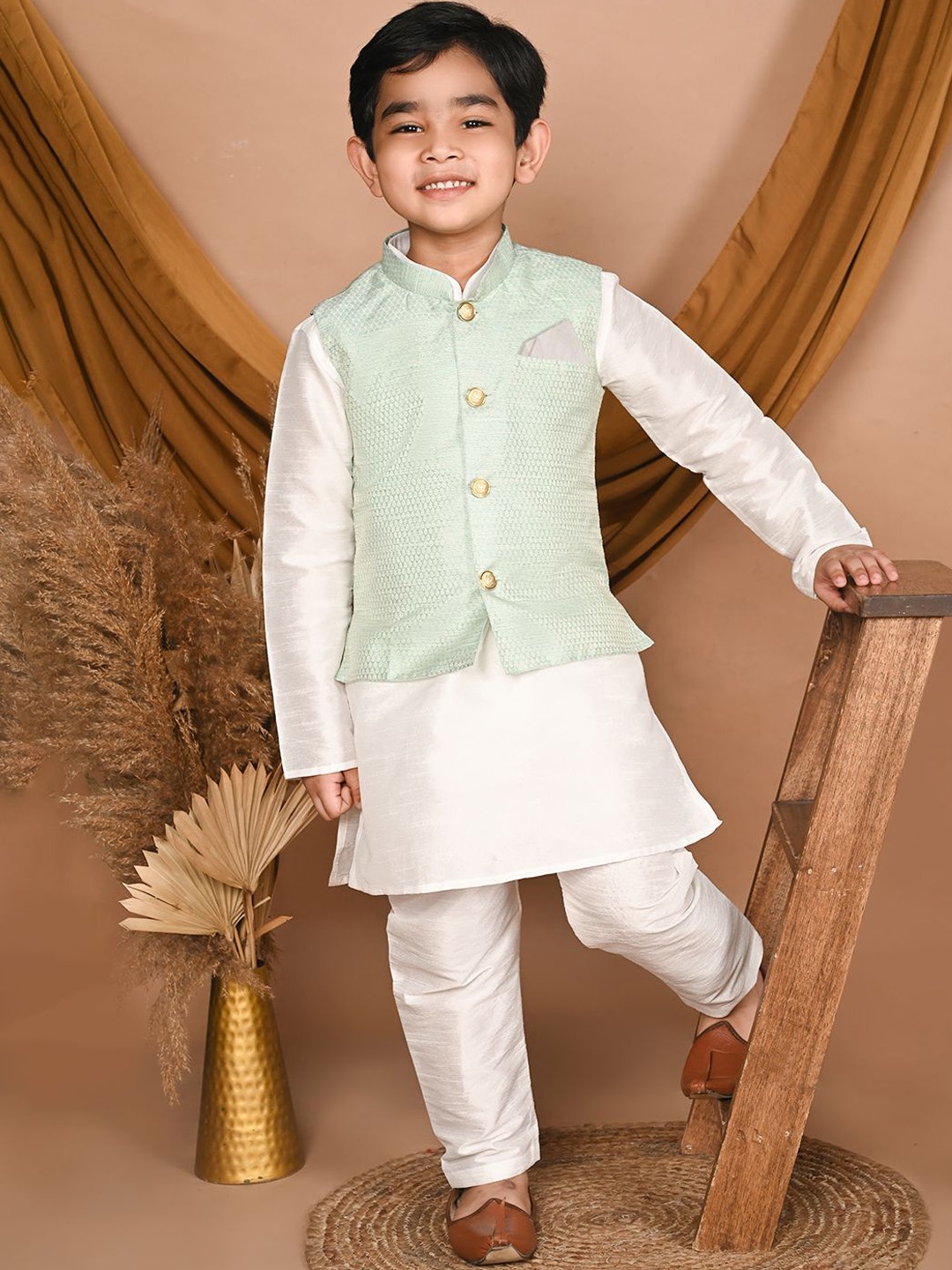 

Pehanaava Boys Mandarin Collar Kurta with Pyjamas & Waistcoat, White
