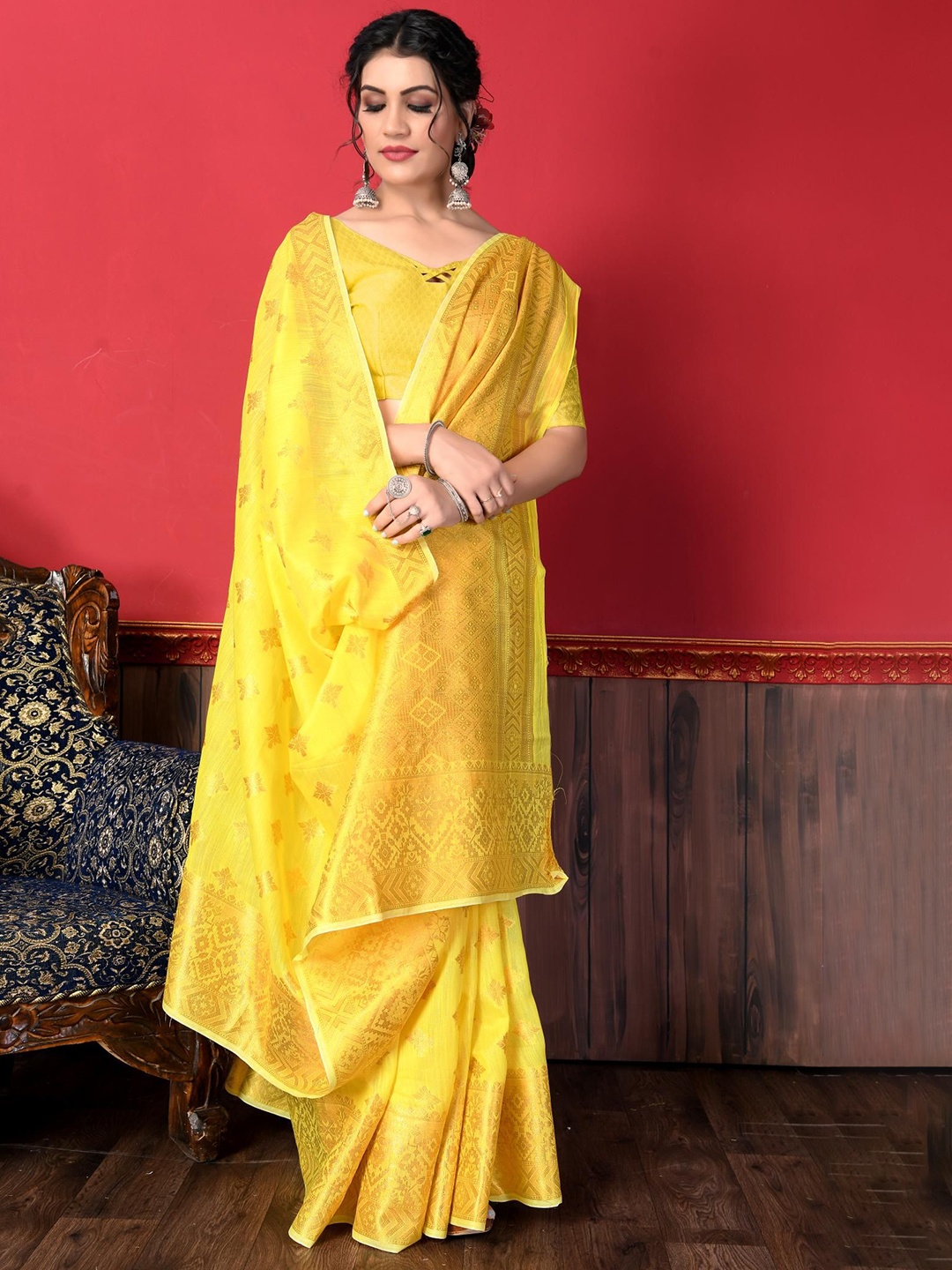 

Areca Designer Ethnic Motifs Zari Linen Blend Banarasi Saree, Yellow