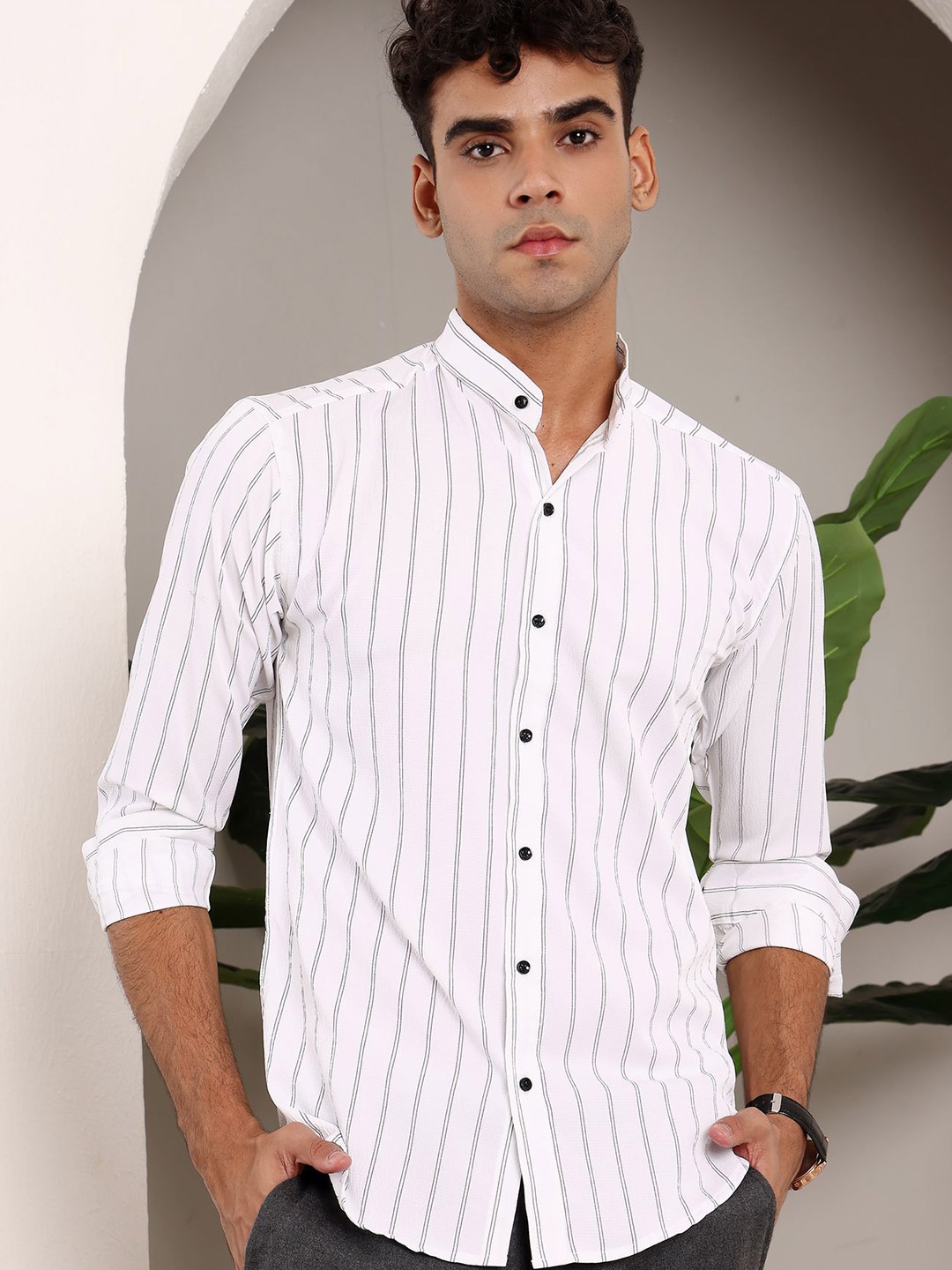 

Wuxi Men Relaxed Band Collar Vertical Striped Polycotton Casual Shirt, White