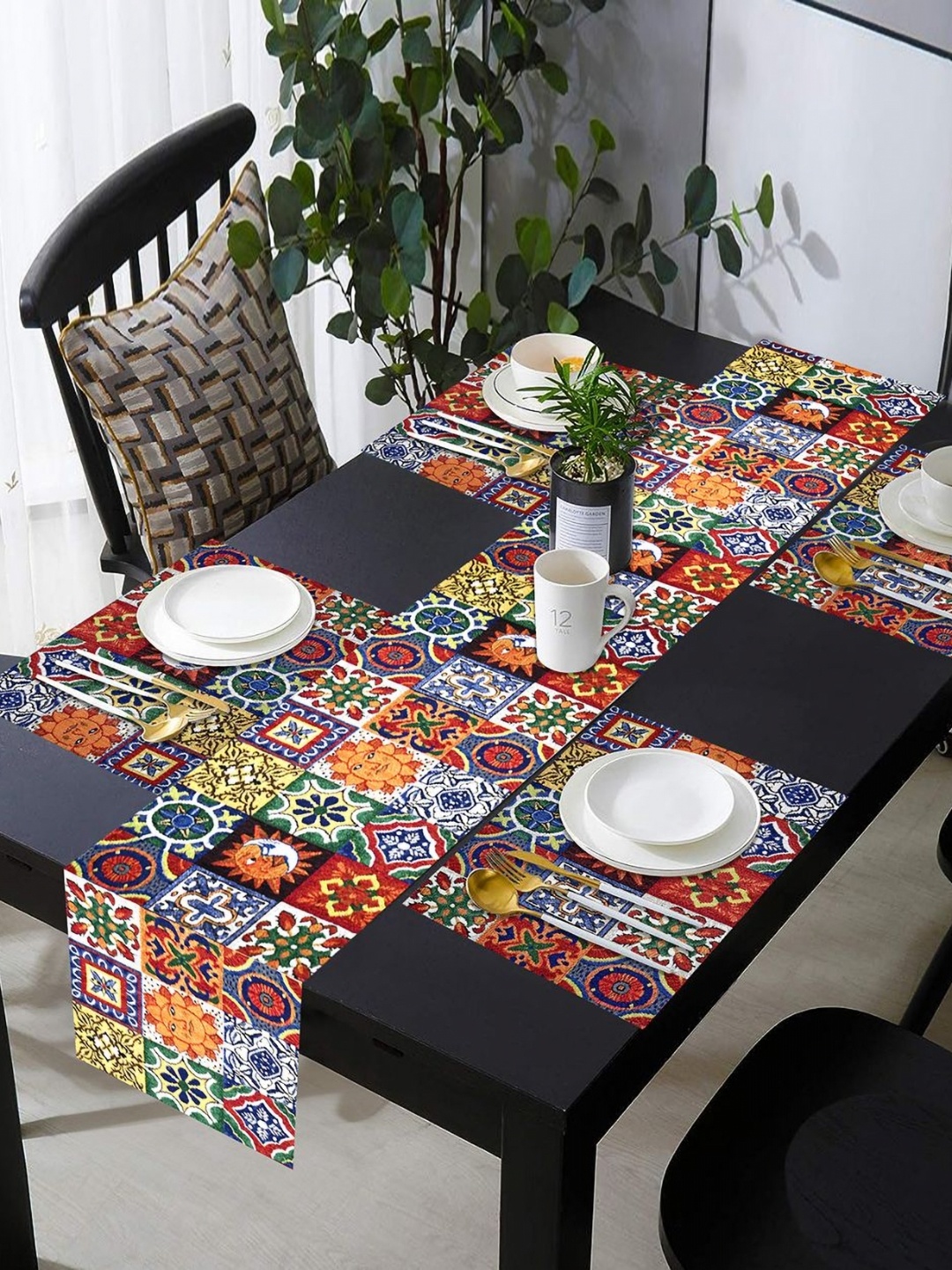 

PRAKARTIK Set of 5 Blue & Red Floral Printed Cotton Dining Table Mats With Runner