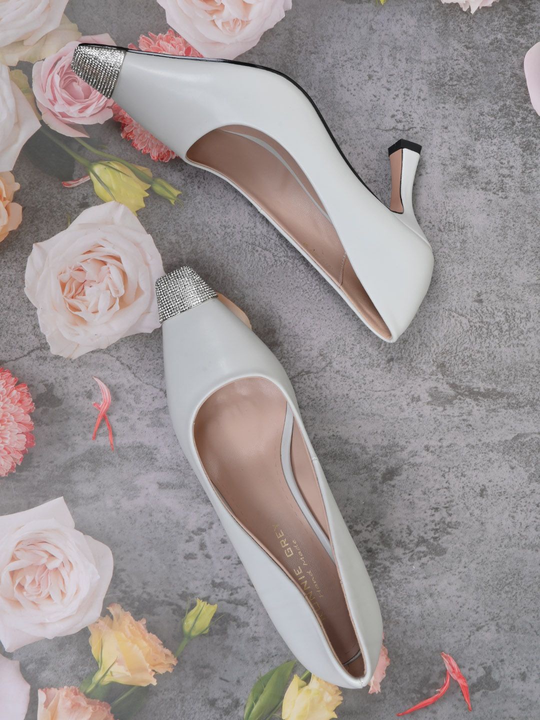 

Ronnie Grey Women PU Block Pumps, Off white