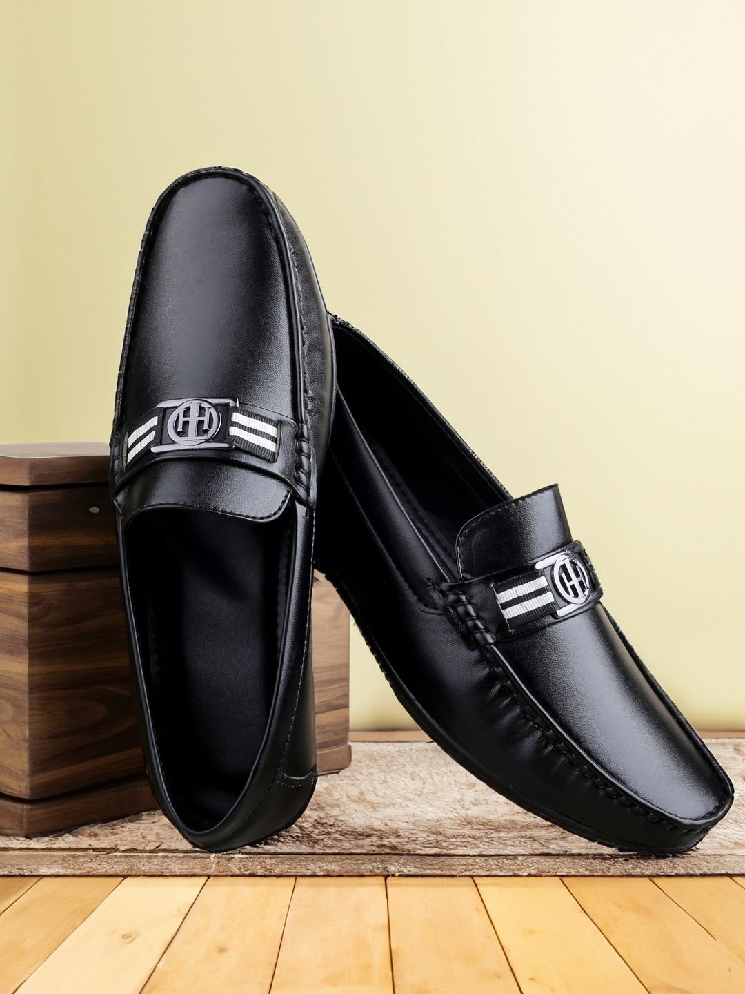 

HERE&NOW Men Loafers, Black