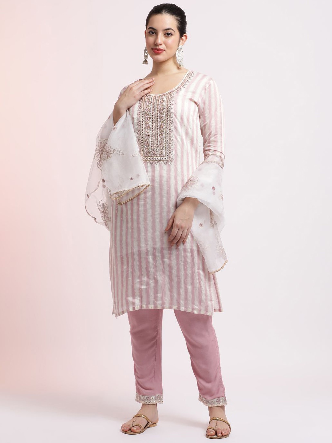 

Jaipur Kurti Embellished Silk Blend Kurta Set With Dupatta, Pink