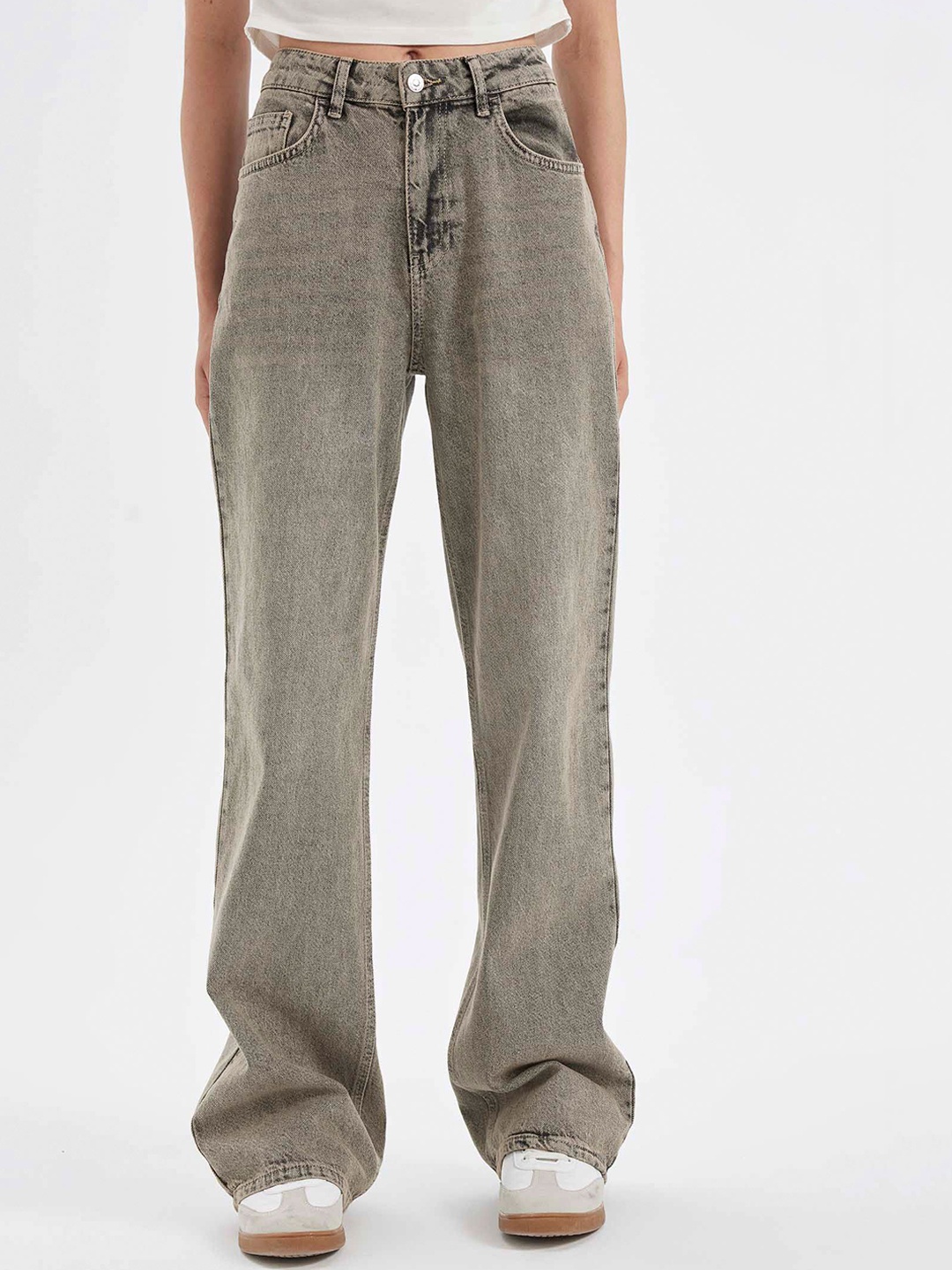 

DeFacto Women Mid-Rise Regular Trousers, Grey
