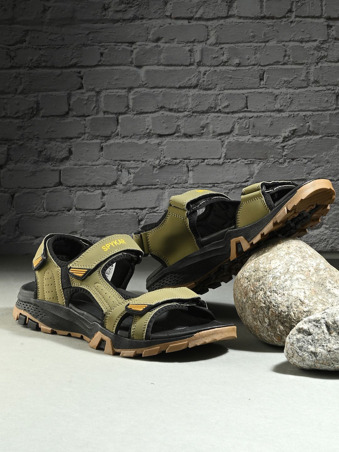 

SPYKAR Men Comfort Sandals, Khaki