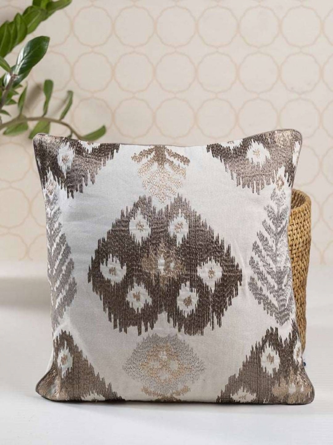 

ONSETHOMES Brown & Off White Ethnic Motifs Square Cushion Covers
