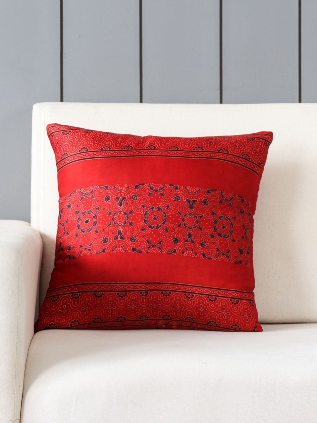

Eyaas Red & Blue Ethnic Motifs Printed Square Cushion Cover