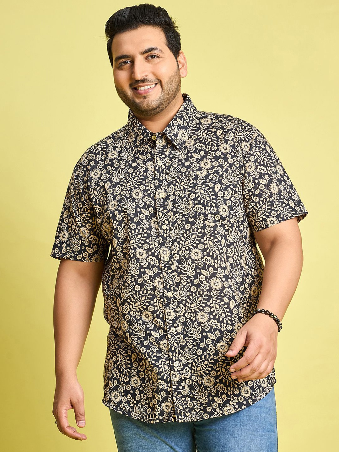 

bigbanana Men Floral Opaque Printed Casual Shirt, Black