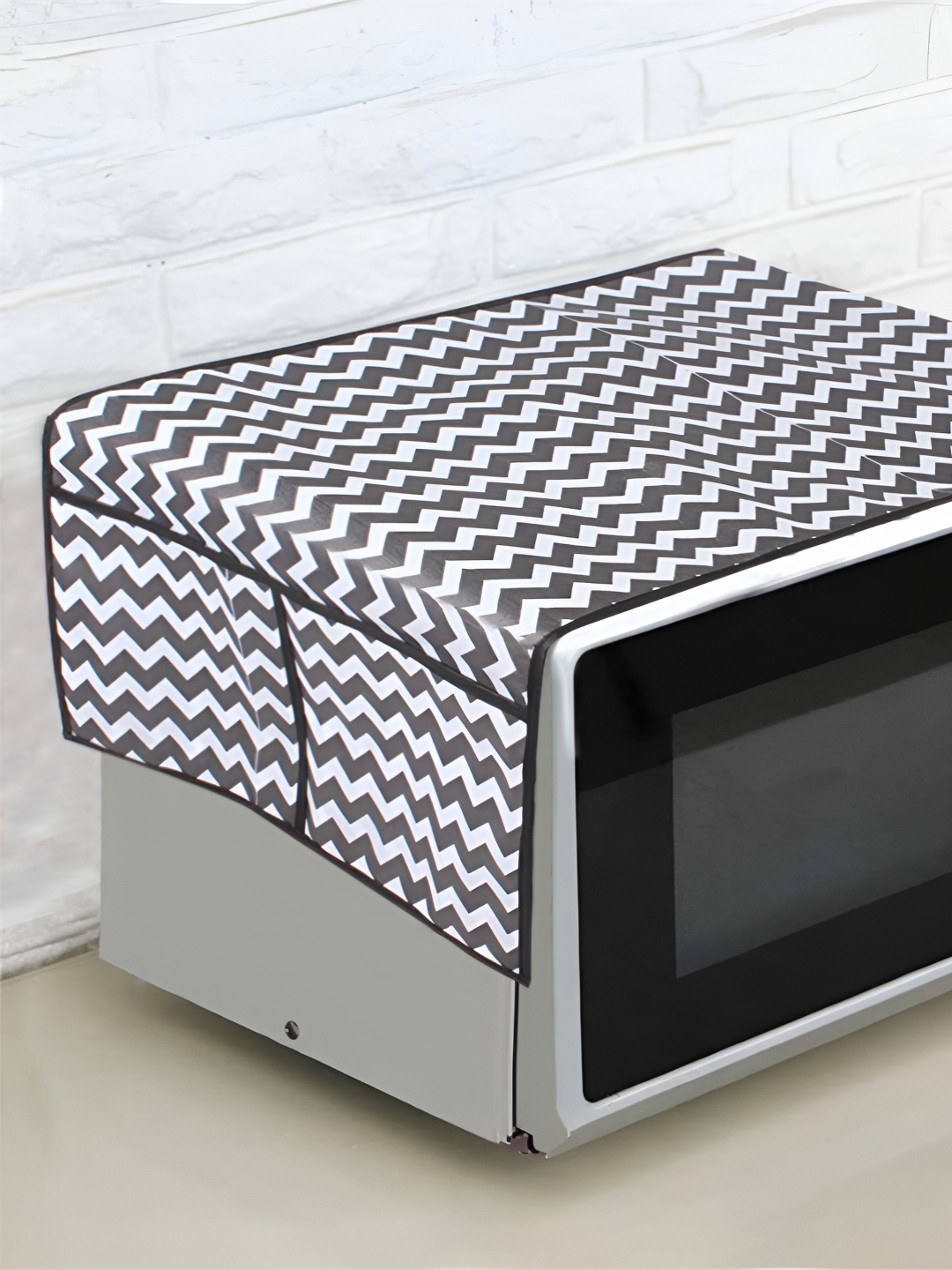 

prettykrafts Black & White Printed Microwave Oven Top Cover With Utility Pockets