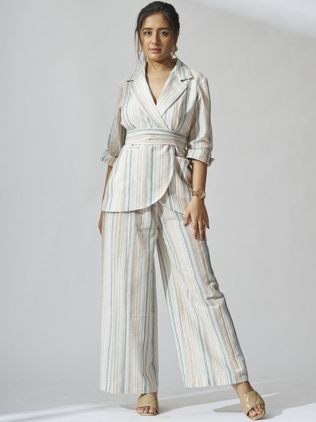 

Risate Striped Lapel Collar Coat & Trousers, White