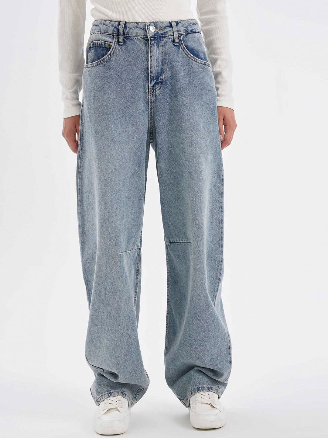 

DeFacto Women Mid-Rise Solid Cotton Trousers, Na