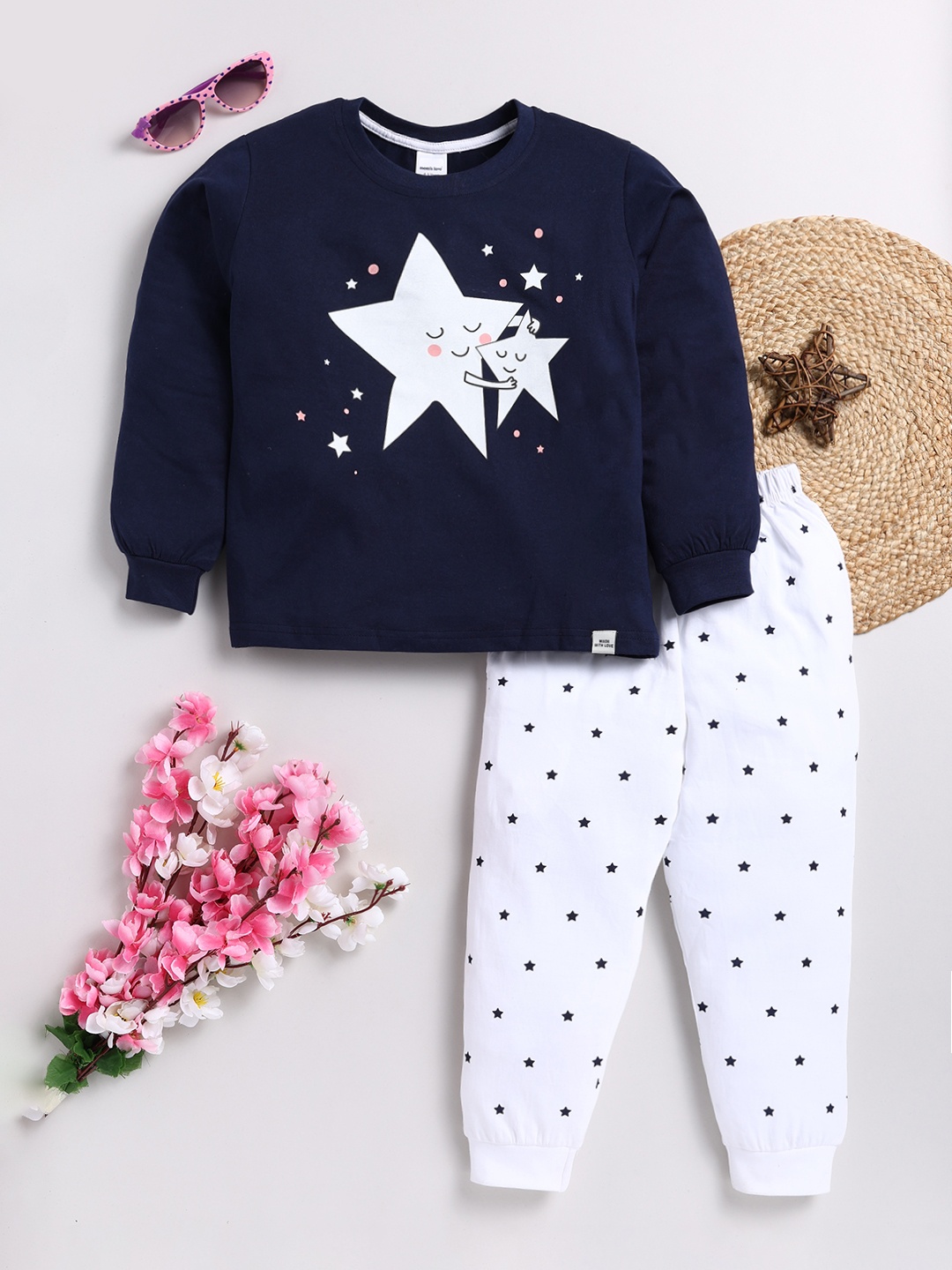 

Moms Love Girls Graphic Printed Full Sleeves T-shirt With Joggers, Navy blue