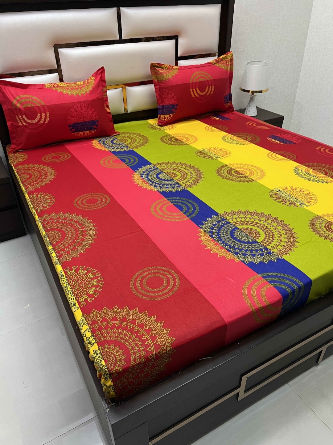 

Pure Decor Passion Fur Red Ethnic Motifs 260 TC Cotton Queen Bedsheet With 2 Pillow Covers