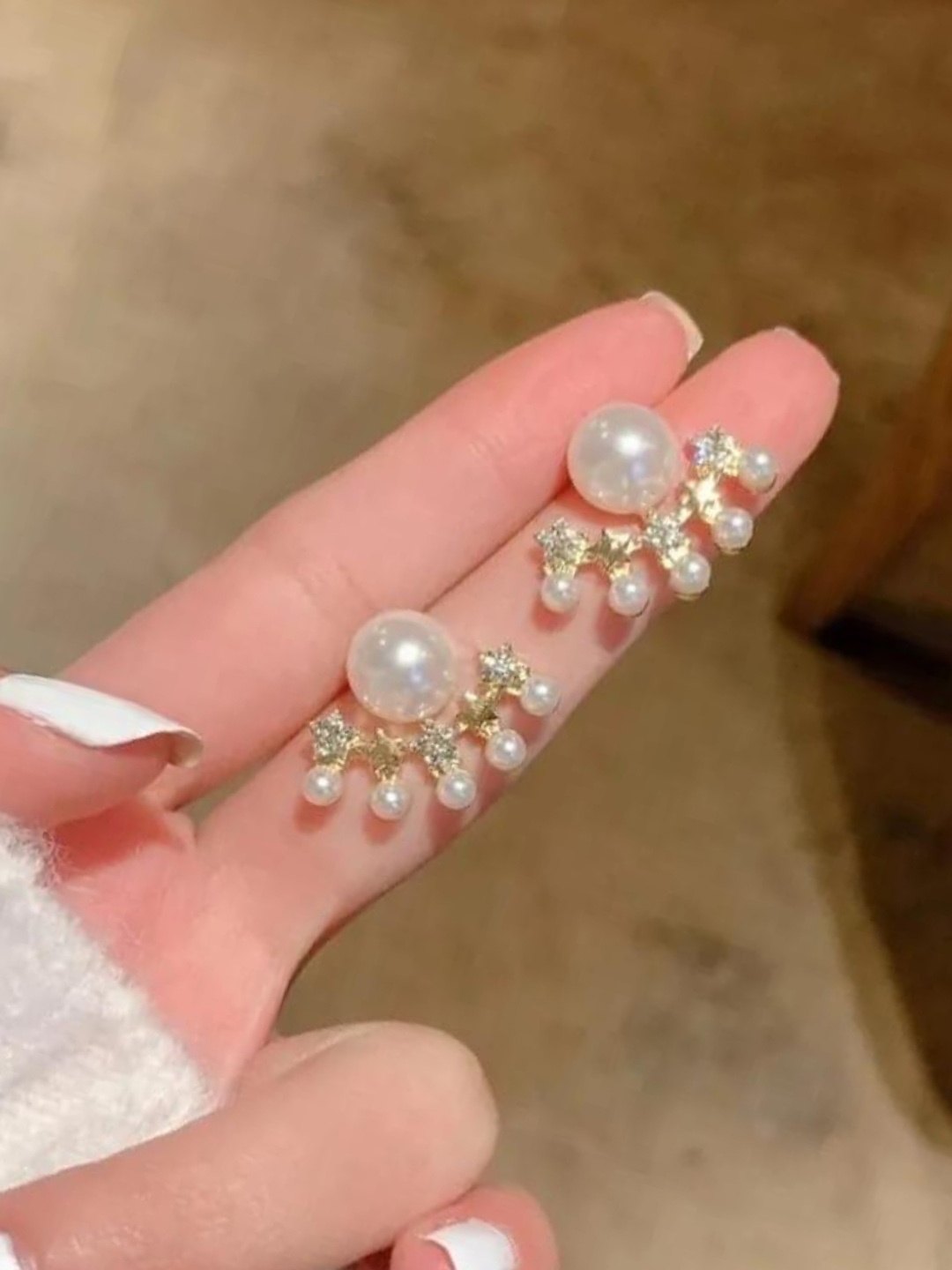 

DressBerry White Gold Plated Stainless Steel Cubic Zirconia Studs