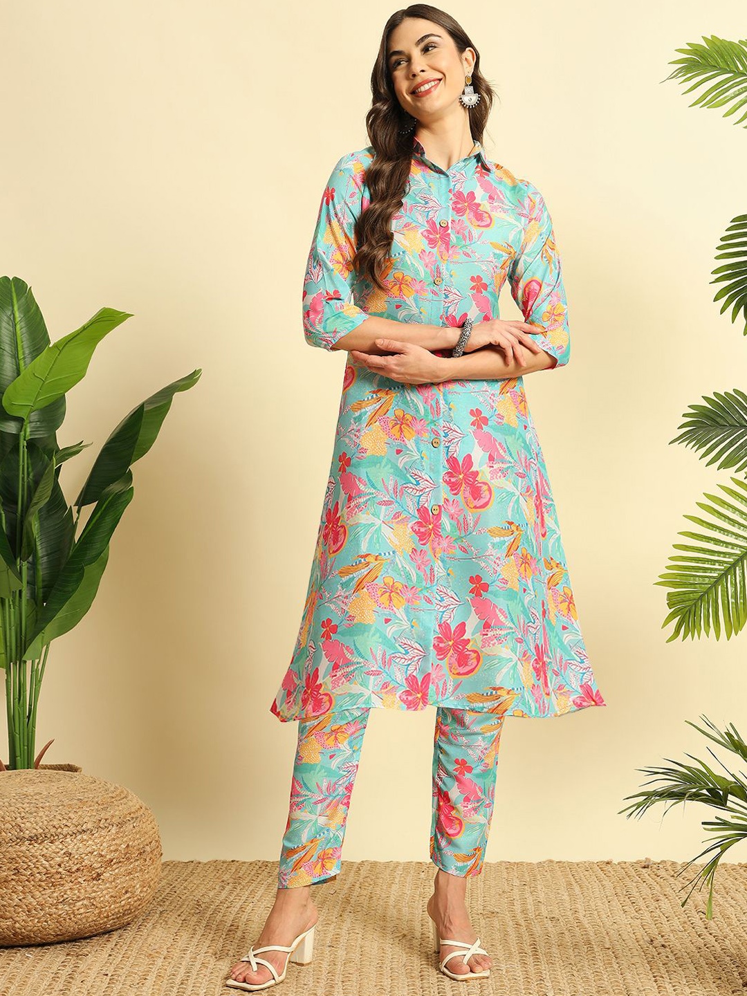 

MORLY Floral Printed Shirt Collar A-Line Kurta With Trousers, Turquoise blue