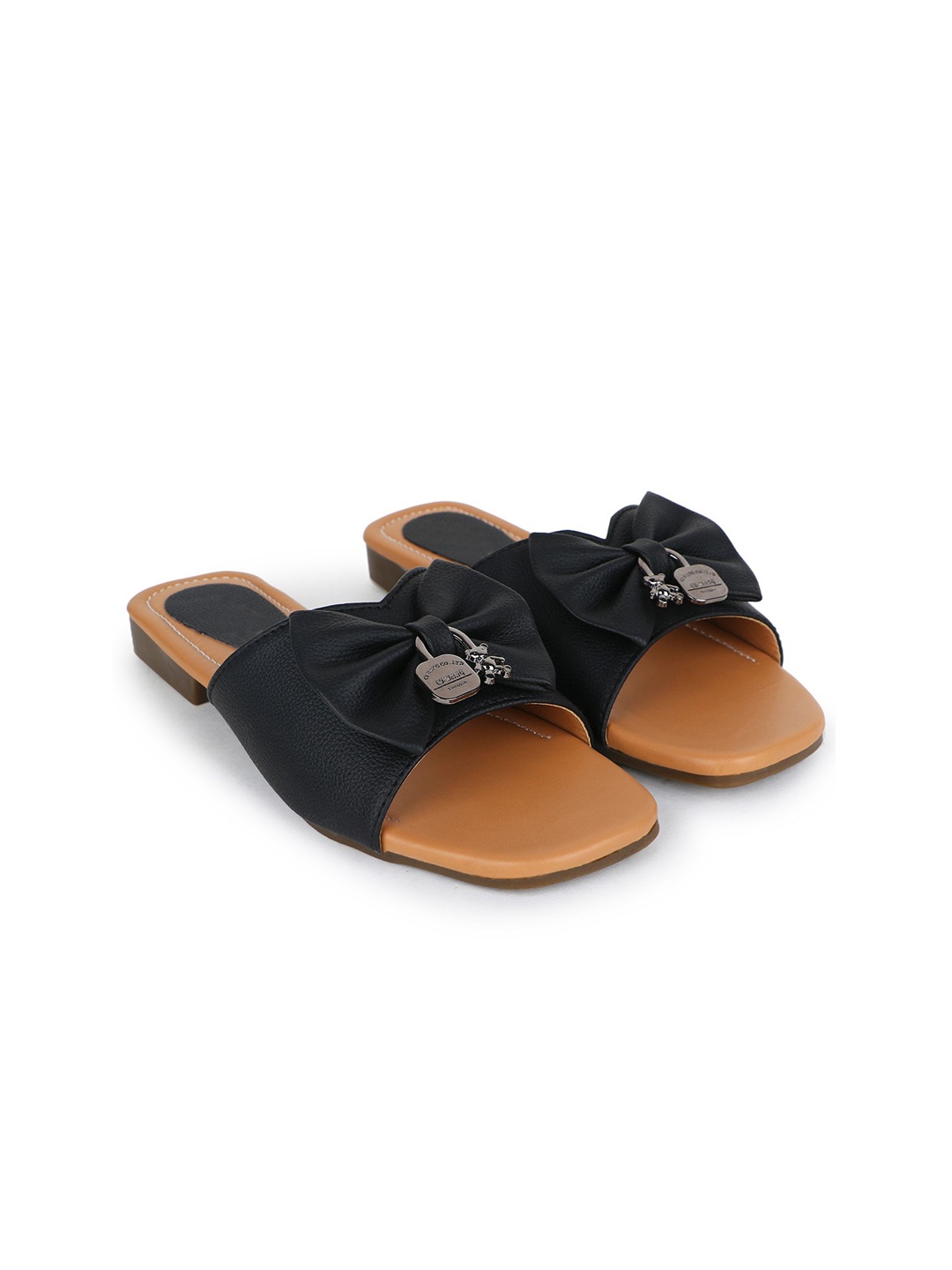 

CHINRAAG Women Solid with Bows Open Toe Flats, Black