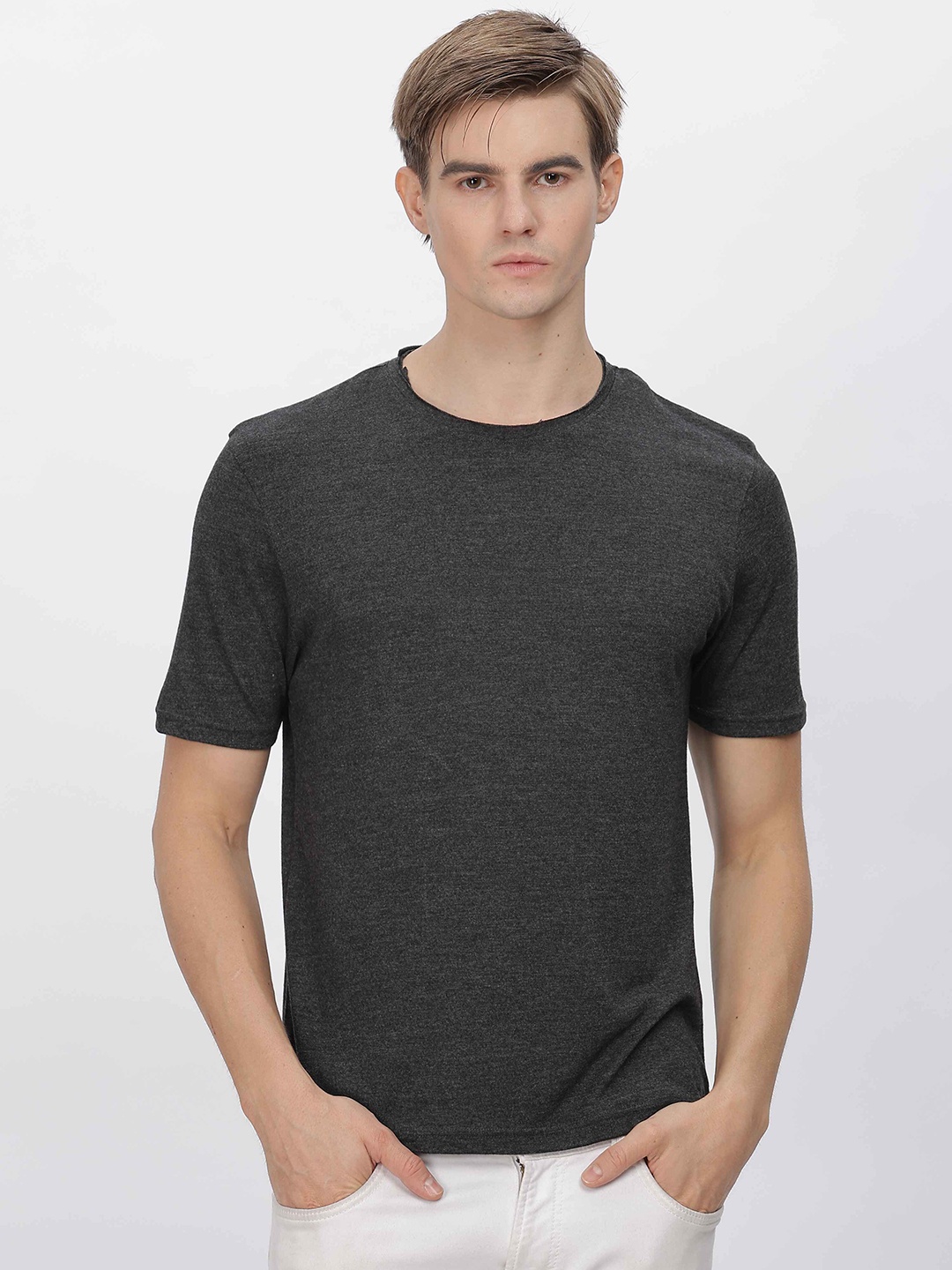 

Domin8 Men Half Sleeve Raw Edge Neck Finish Regular T Shirt, Grey