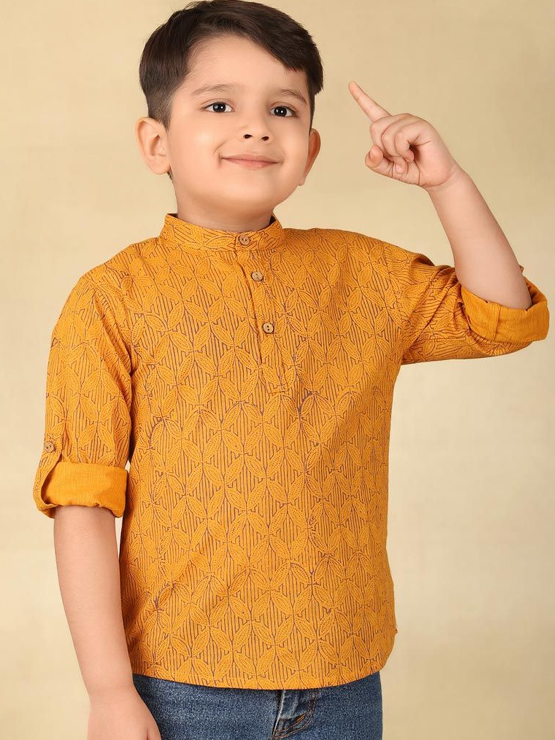 

Fabindia Boys Floral Printed Band Collar Roll-Up Sleeves Straight Cotton Kurta, Mustard