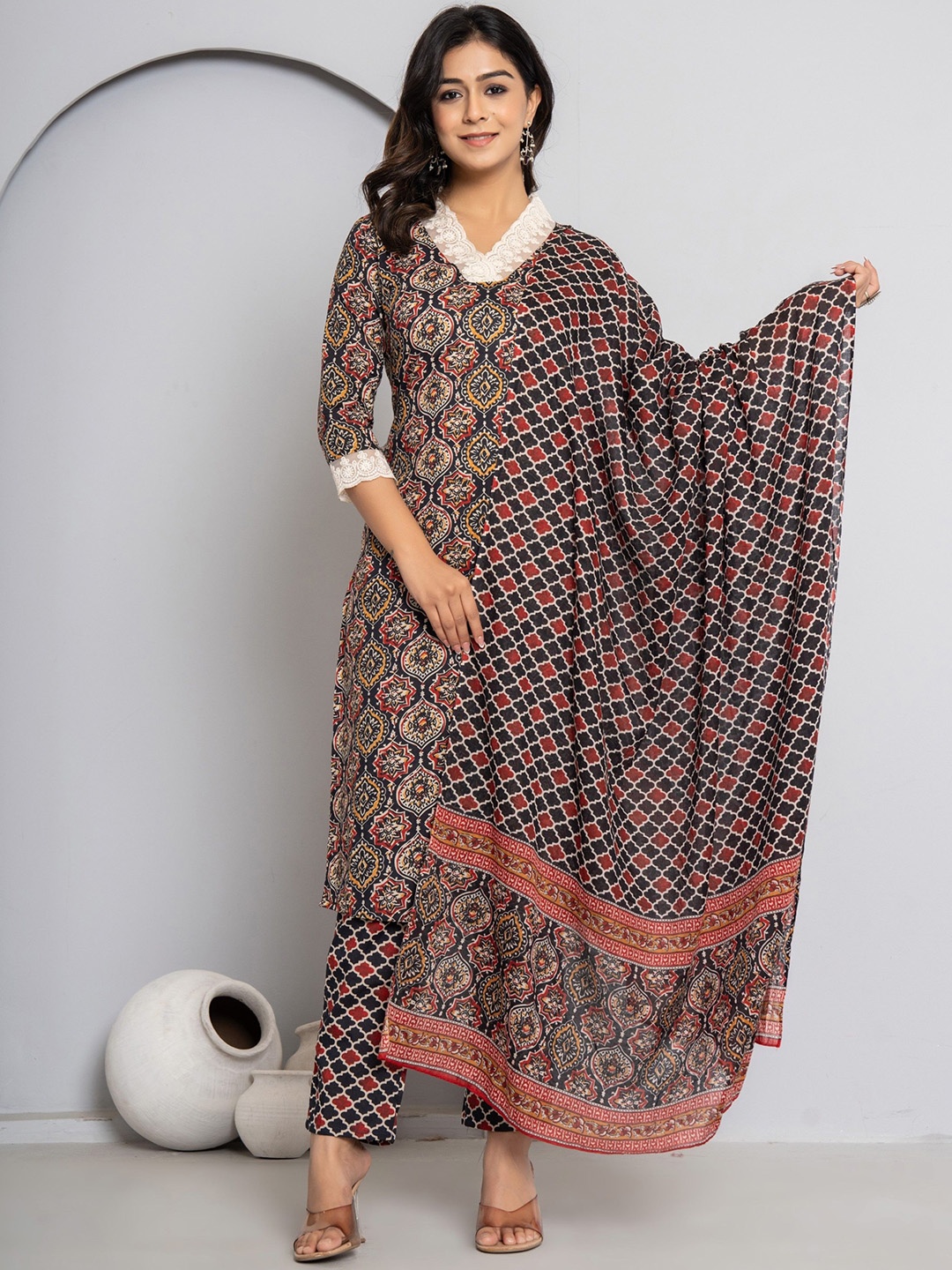 

JAIPURI BUNAAI Ethnic Motifs Printed Pure Cotton Straight Kurta With Palazzos & Dupatta, Grey