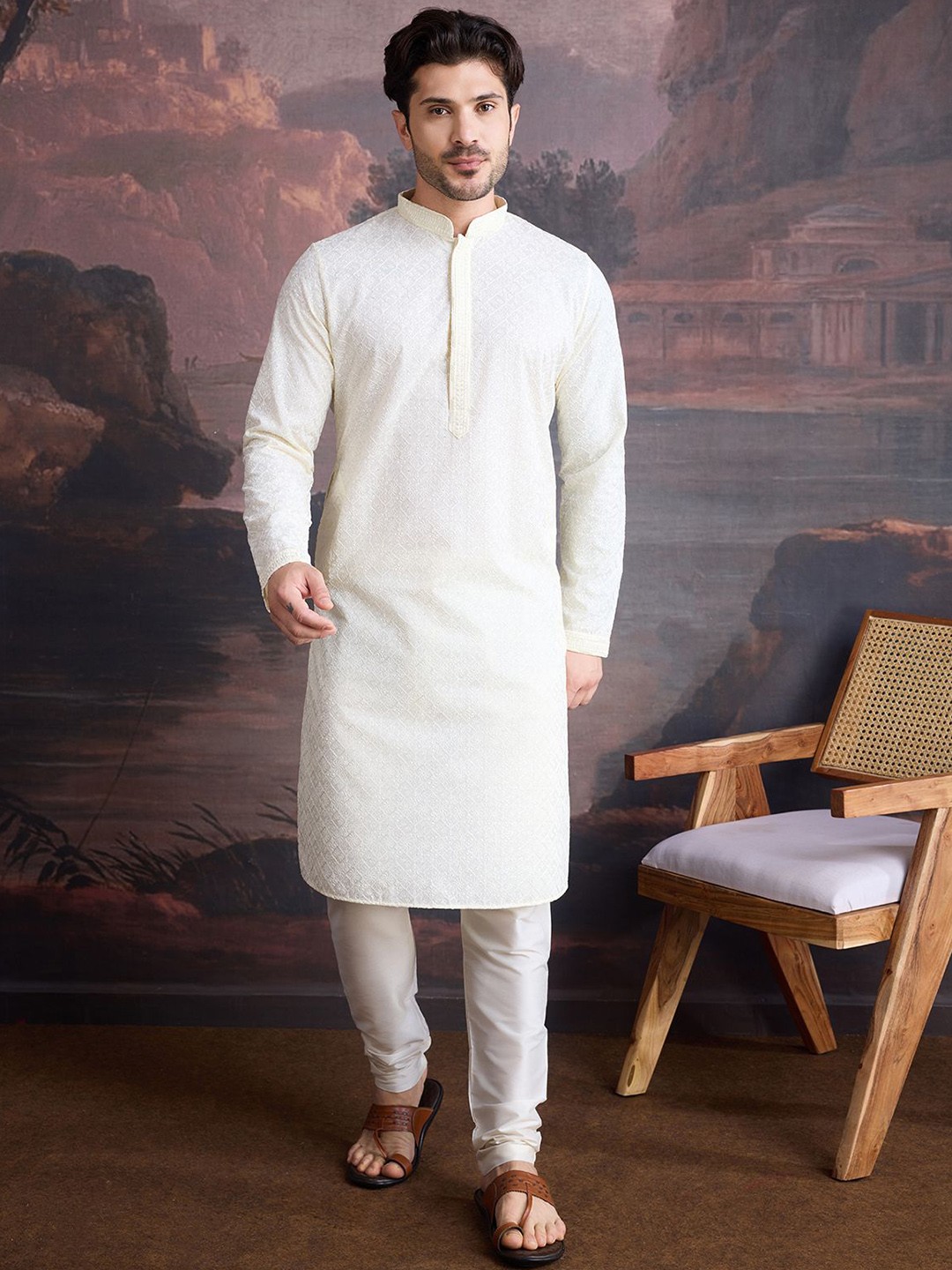

House of Pataudi Geometric Embroidered Chikankari & Sequinned Cotton Straight Kurta, Off white