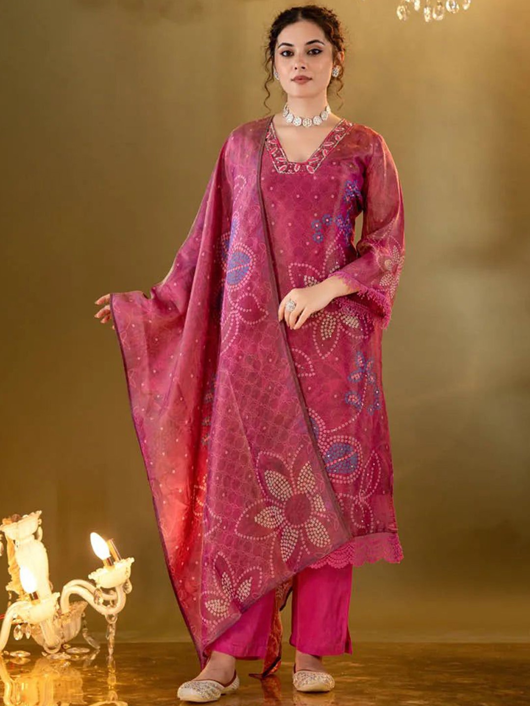 

FASHION DWAR Floral Printed Straight Kurta With Trousers & Dupatta, Magenta