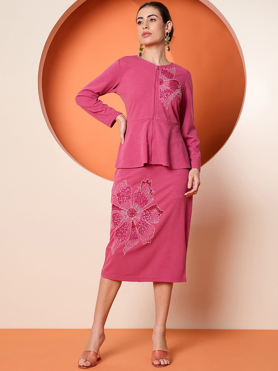 

Antheaa Embellished stretchable Top With Skirt Co-Ords, Pink