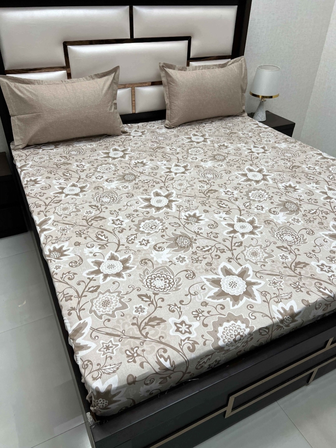 

Pure Decor Cotton King Size Double Bedsheet With 2 Pillow Covers 2.74m X 2.74m, Brown