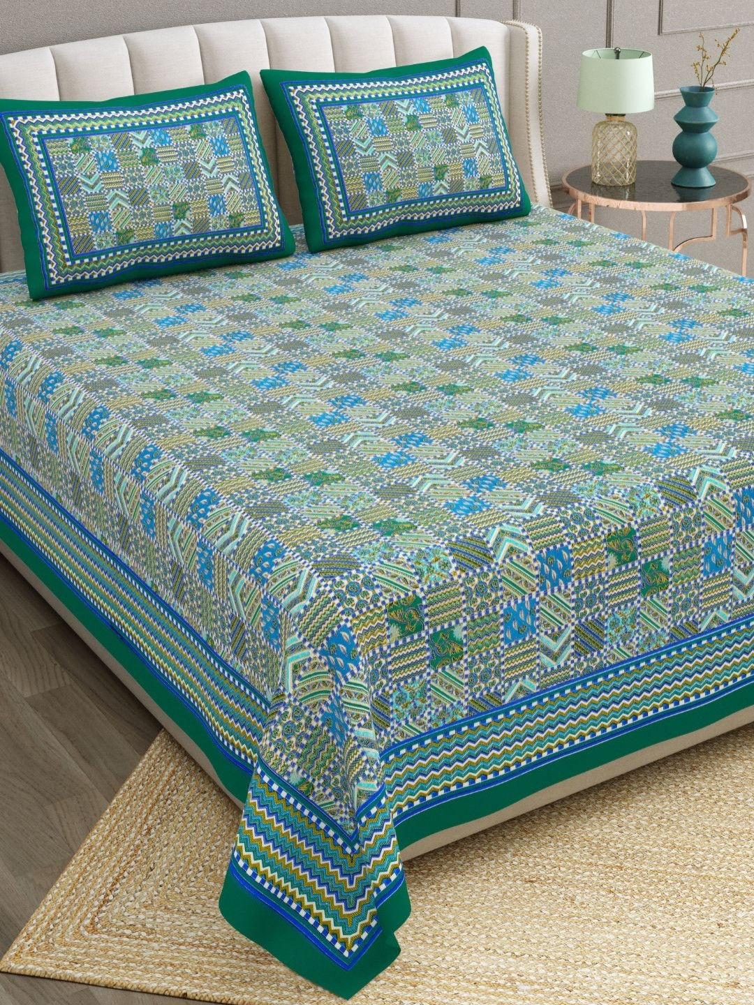 

The Craft Monk Green & Gold-Toned Printed Cotton 240 TC King Bedsheet with 2 Pillow Covers