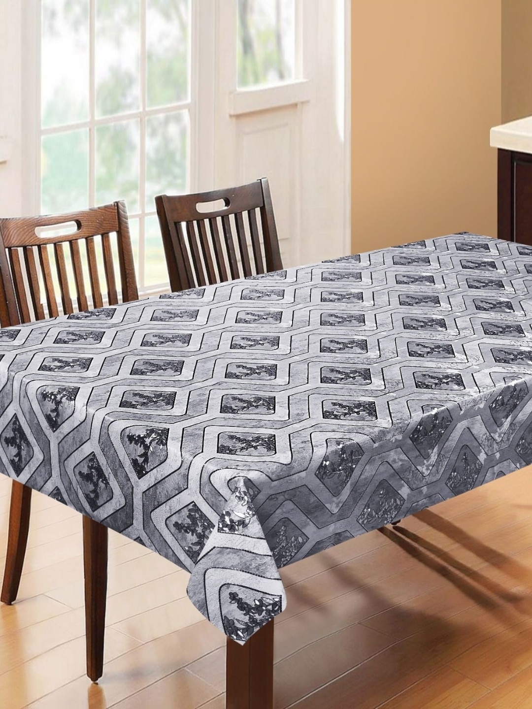 

LooMantha Grey Printed Waterproof 6-Seater Table Cover