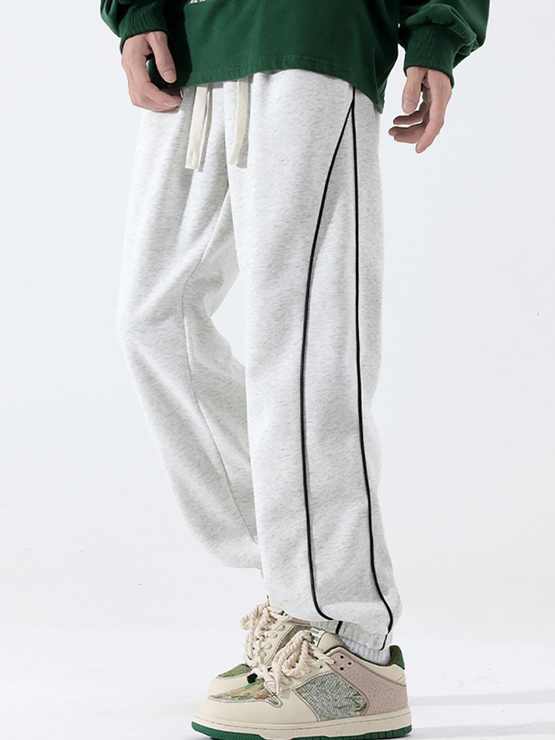 

StyleCast x Revolte Men Loose Fit Joggers Trousers, Grey