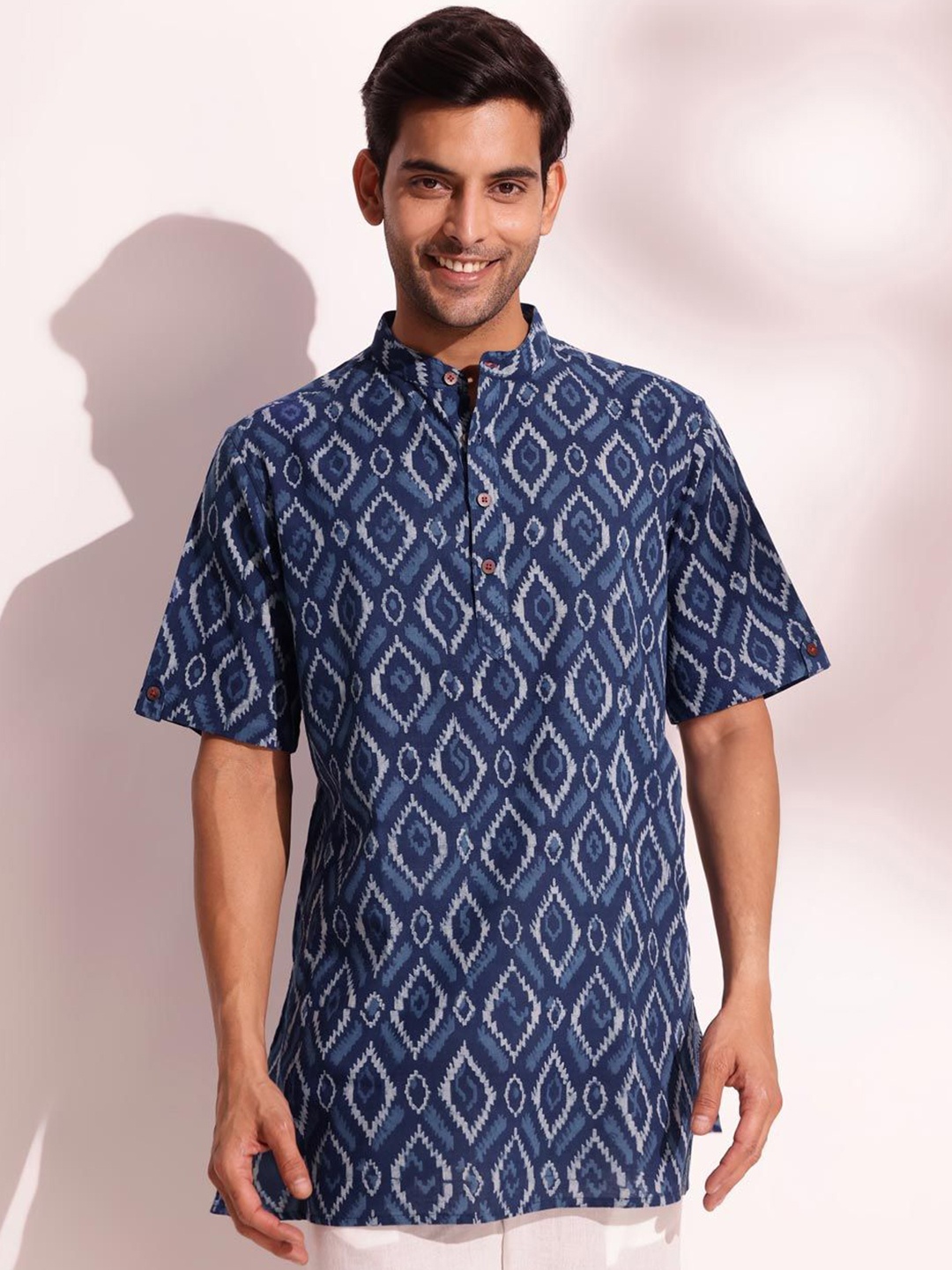

Fabindia Dabu Printed Mandarin Collar Cotton Short Kurta, Blue