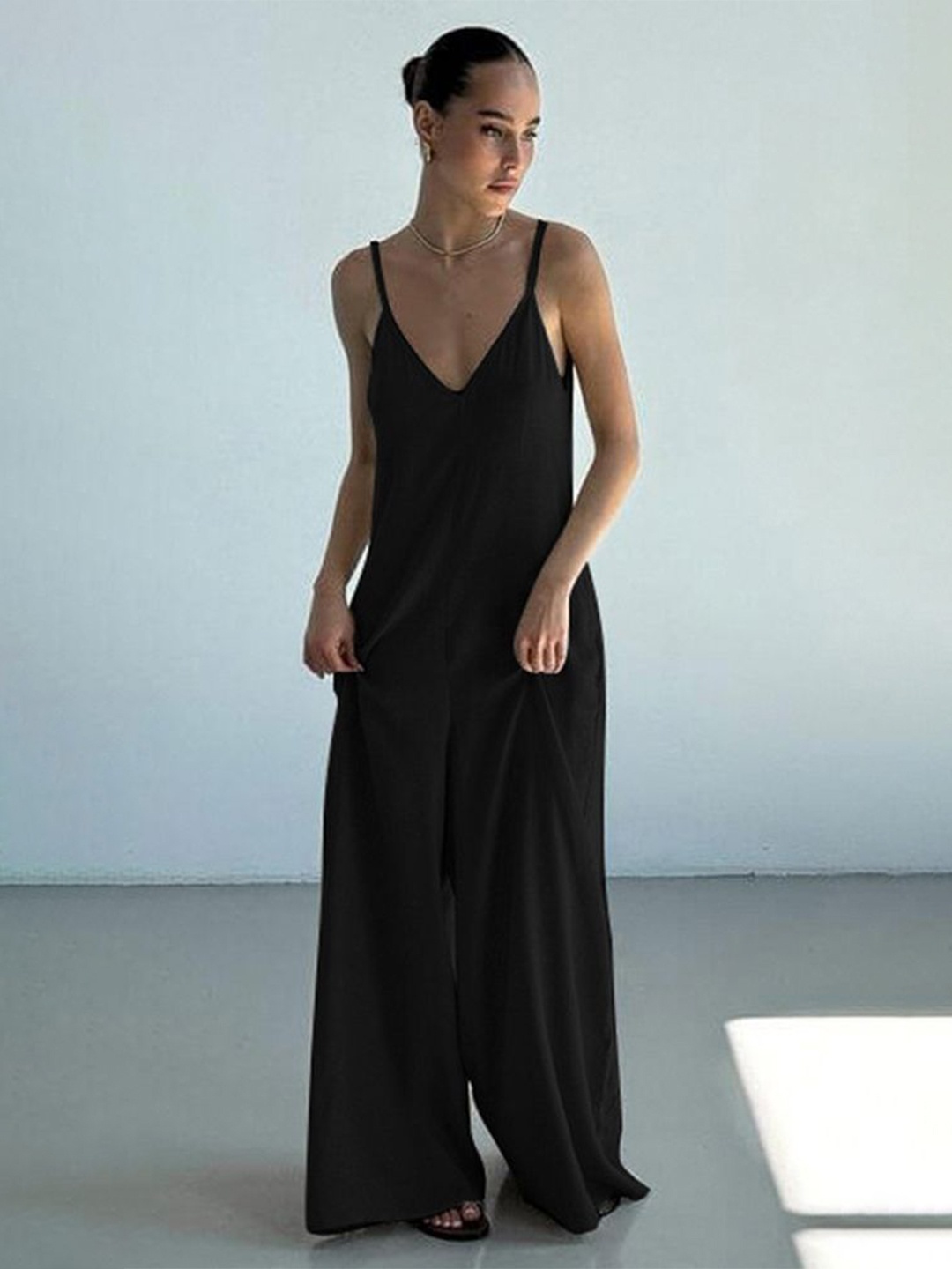 

LULU & SKY Women Basic Sleeveless Solid Jumpsuit, Black