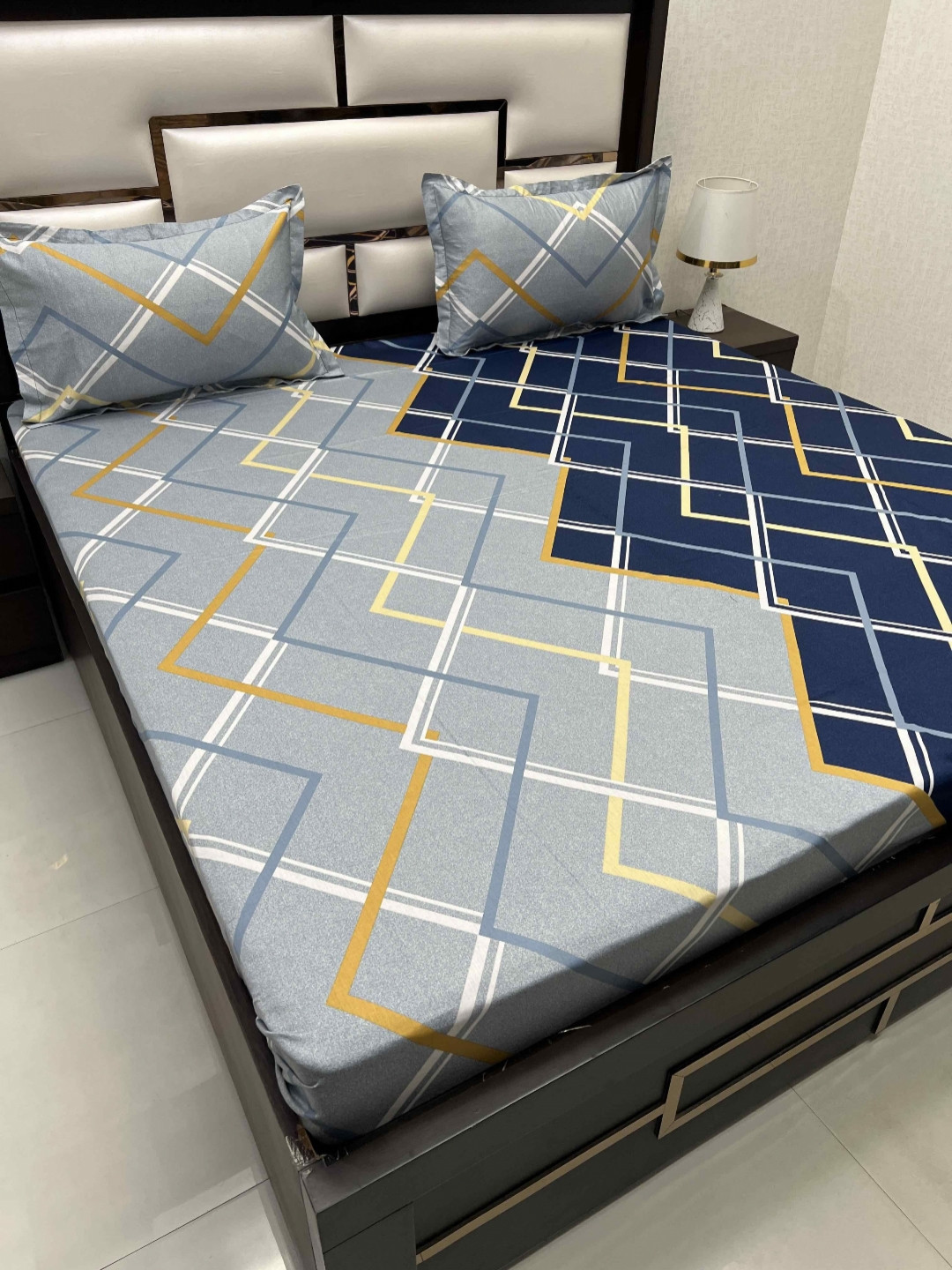 

Pure Decor Blue & Grey Geometric Pure Cotton 350 TC Queen Bedsheet With 2 Pillow Covers