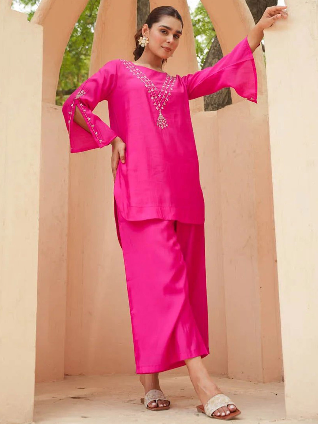 

FASHION DWAR Embroidered Tunic With Palazzos, Pink