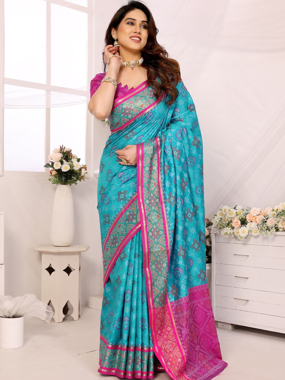 

Sidhidata Ajrak Block Zari Patola Saree, Turquoise blue