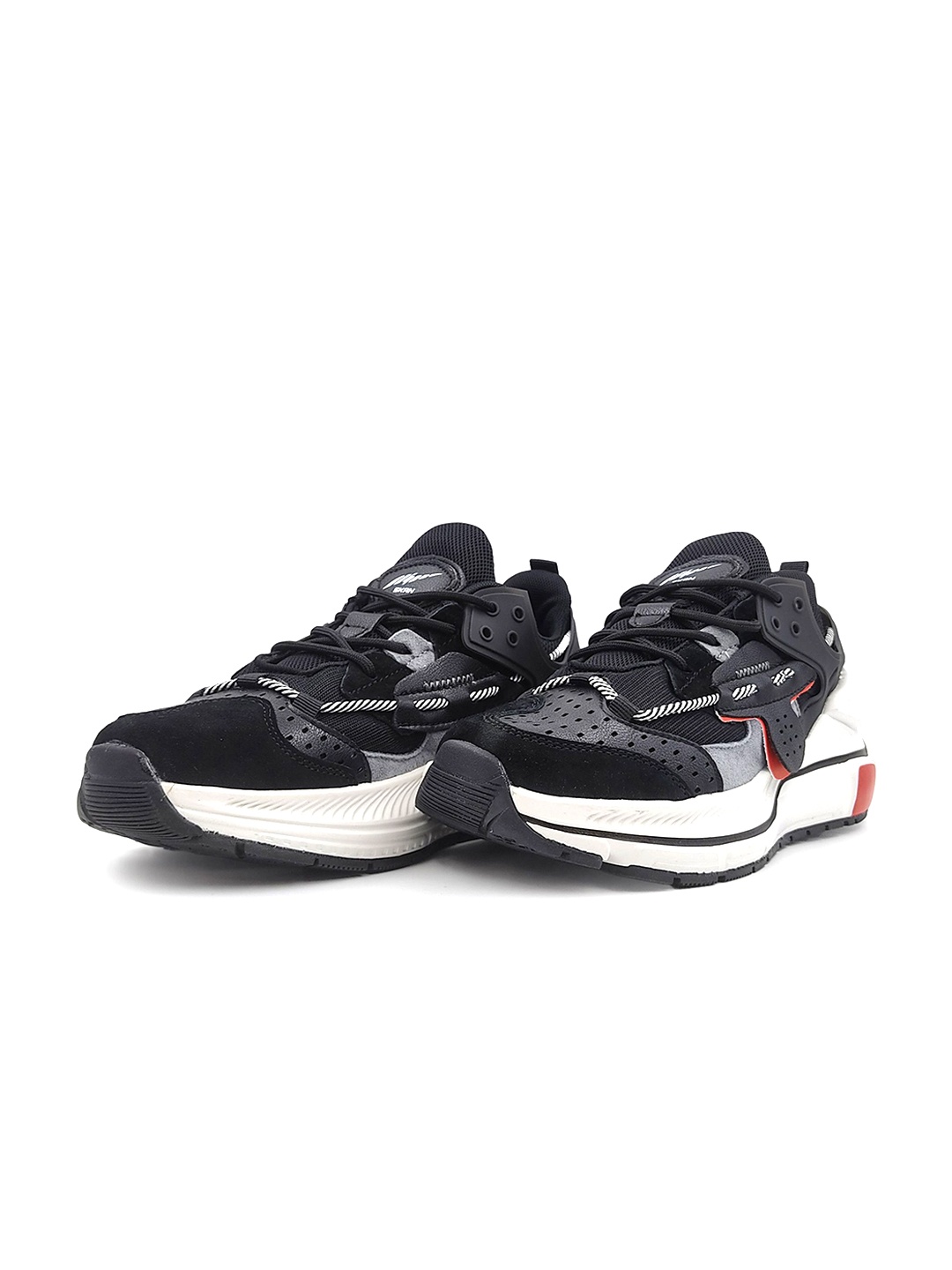 

SKAN LIFESTYLE Men Colourblocked Leather Sneakers, Black
