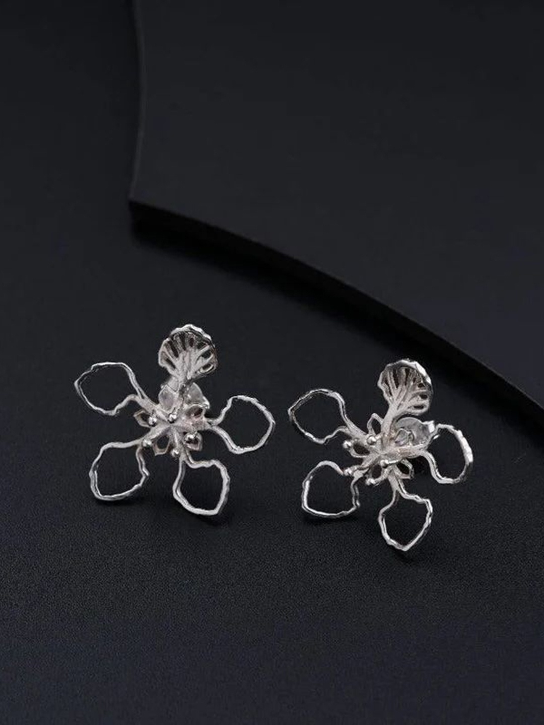 

House of Aadyaa 925 Sterling Silver Oxidised Floral Studs