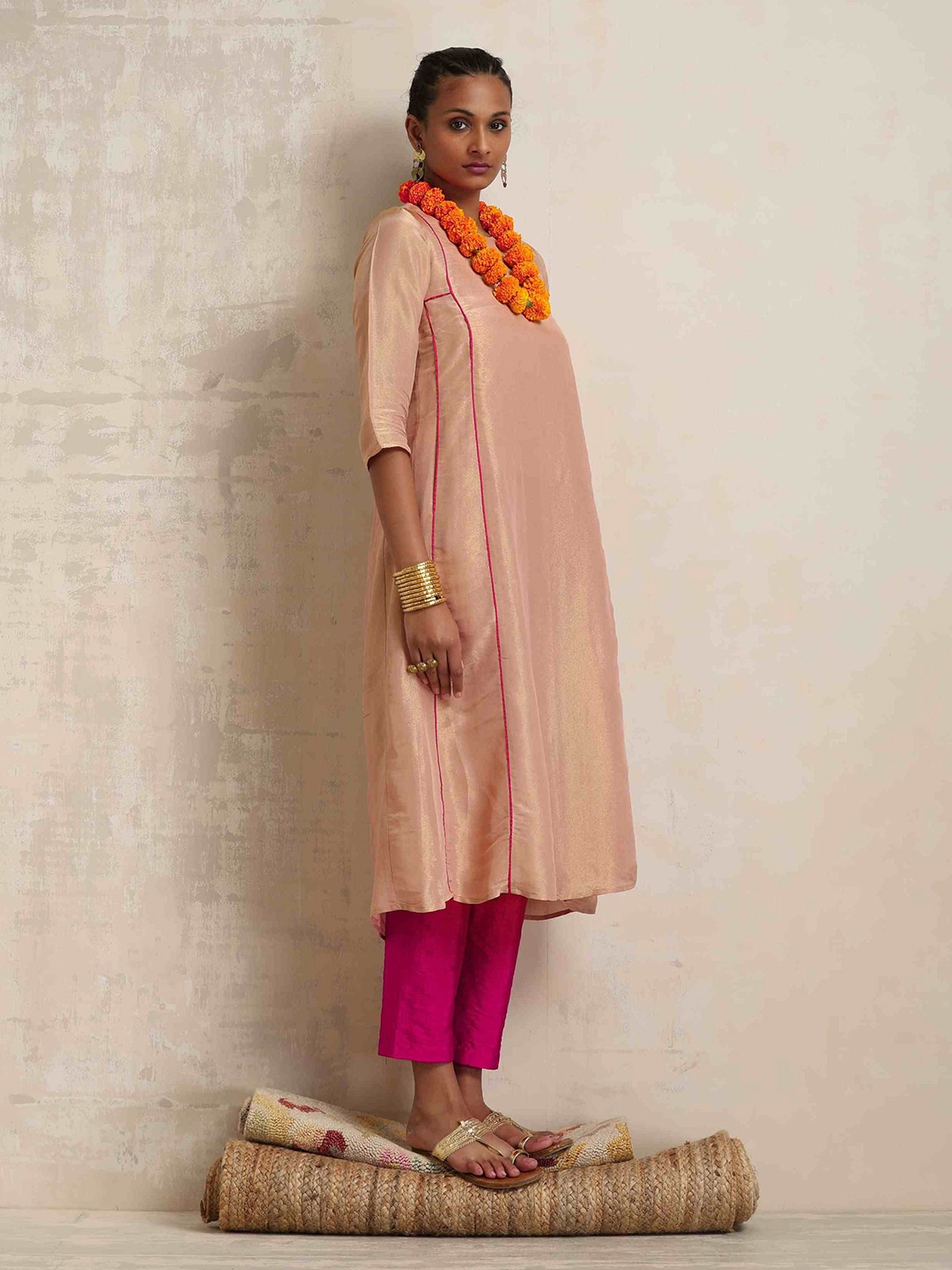 

trueBrowns Round Neck Tissue A-line Kurta with Trousers, Pink